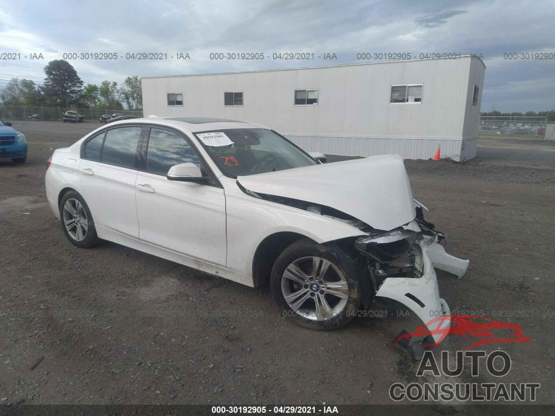 BMW 3 SERIES 2016 - WBA8E3C5XGK501809
