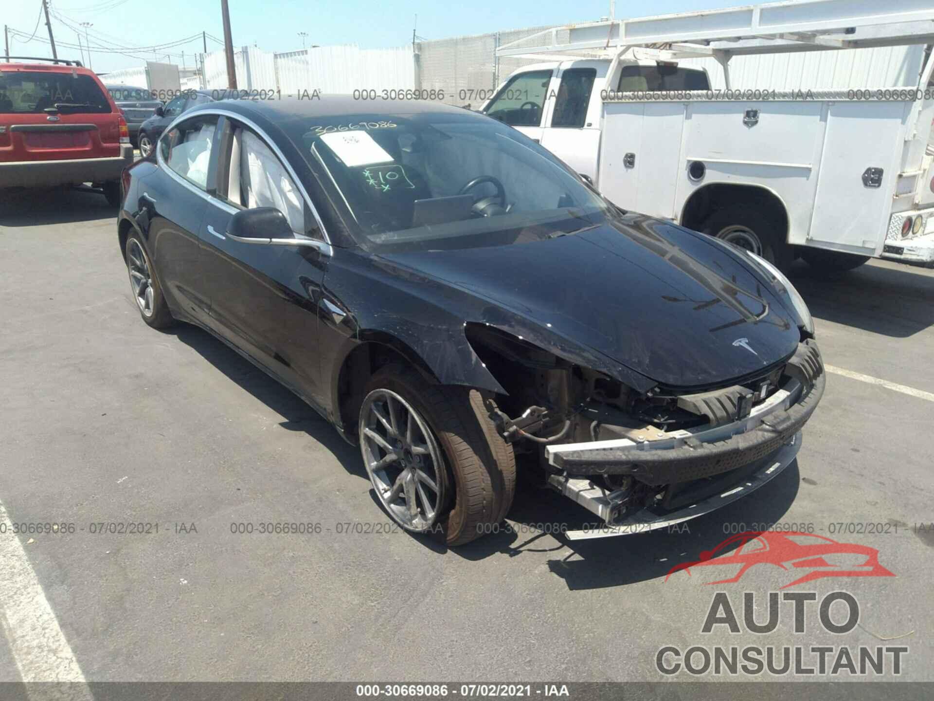 TESLA MODEL 3 2017 - 5YJ3E1EA6HF001186