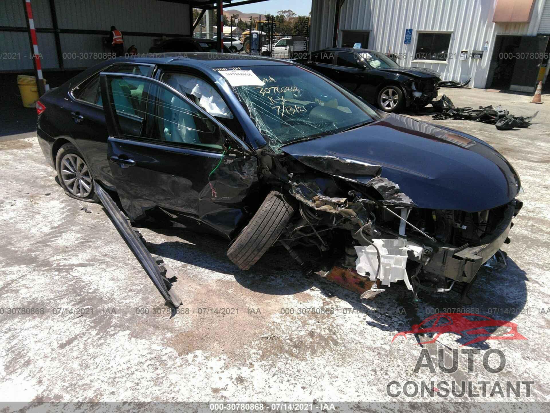 TOYOTA CAMRY 2016 - 4T4BF1FK9GR521650