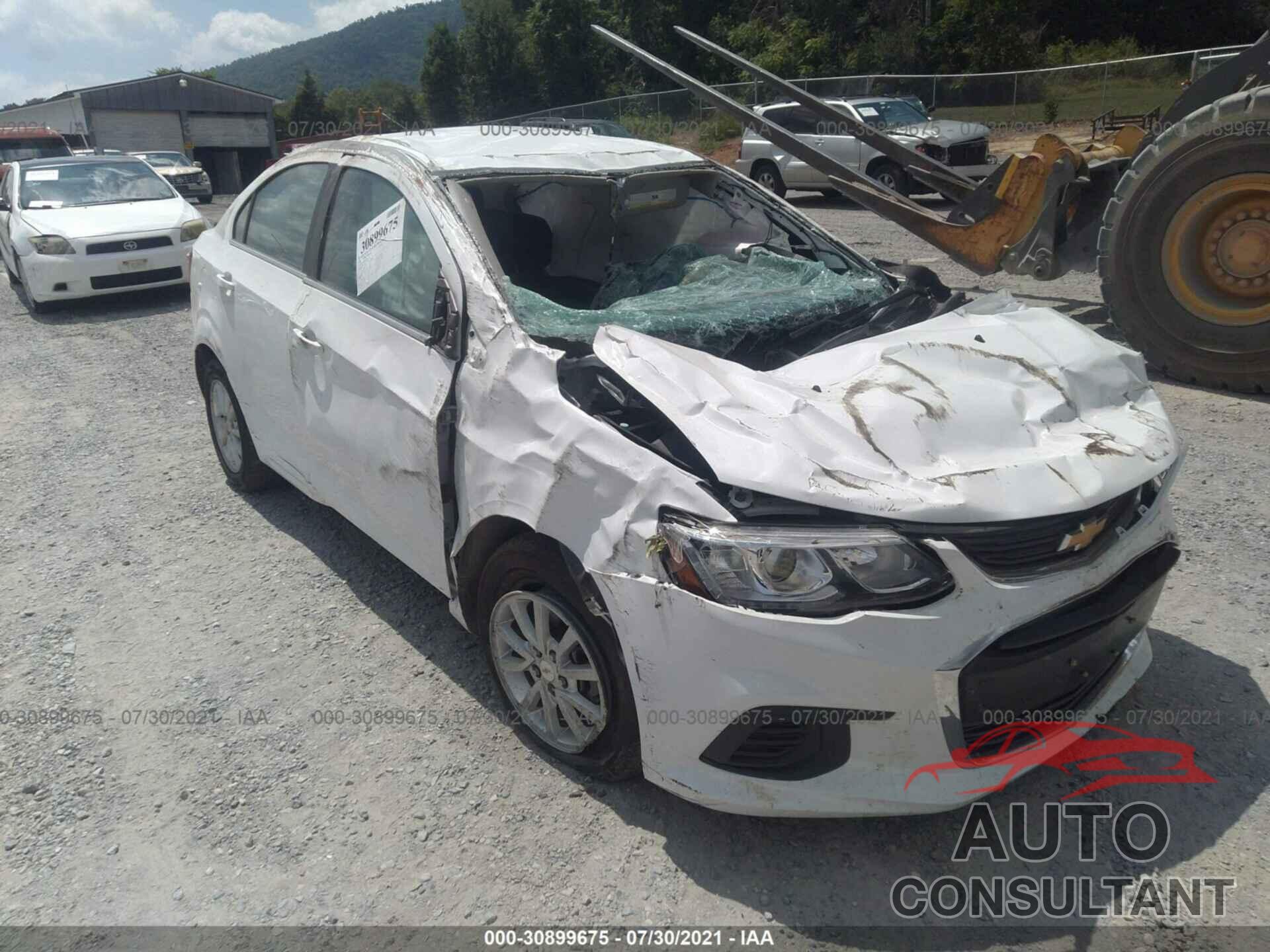 CHEVROLET SONIC 2019 - 1G1JD5SB9K4131565