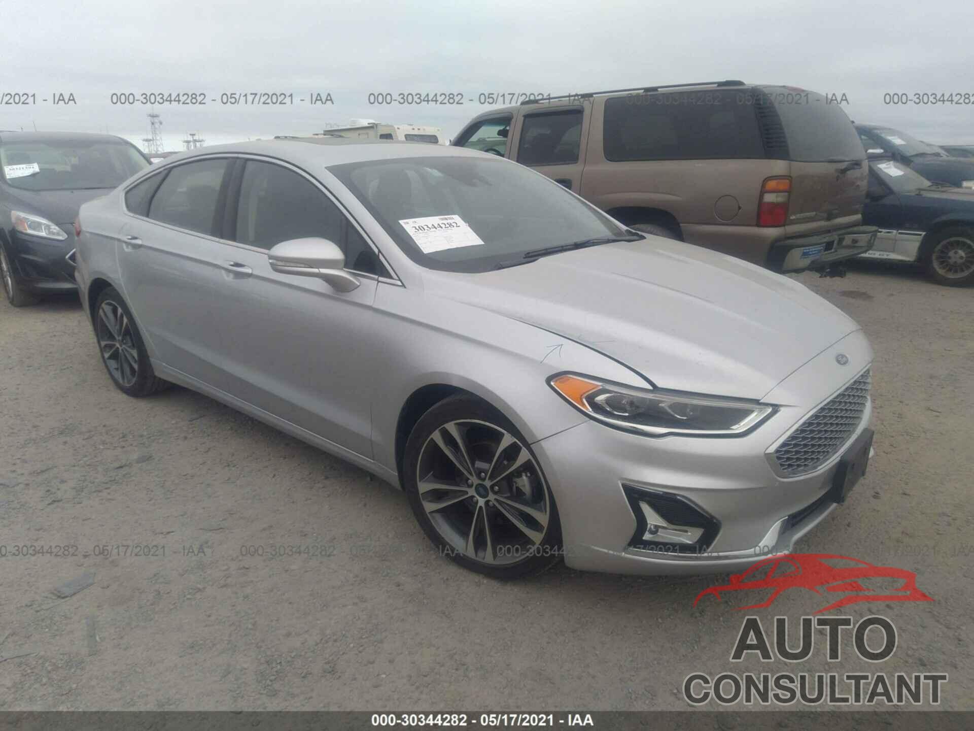 FORD FUSION 2019 - 3FA6P0D98KR205119