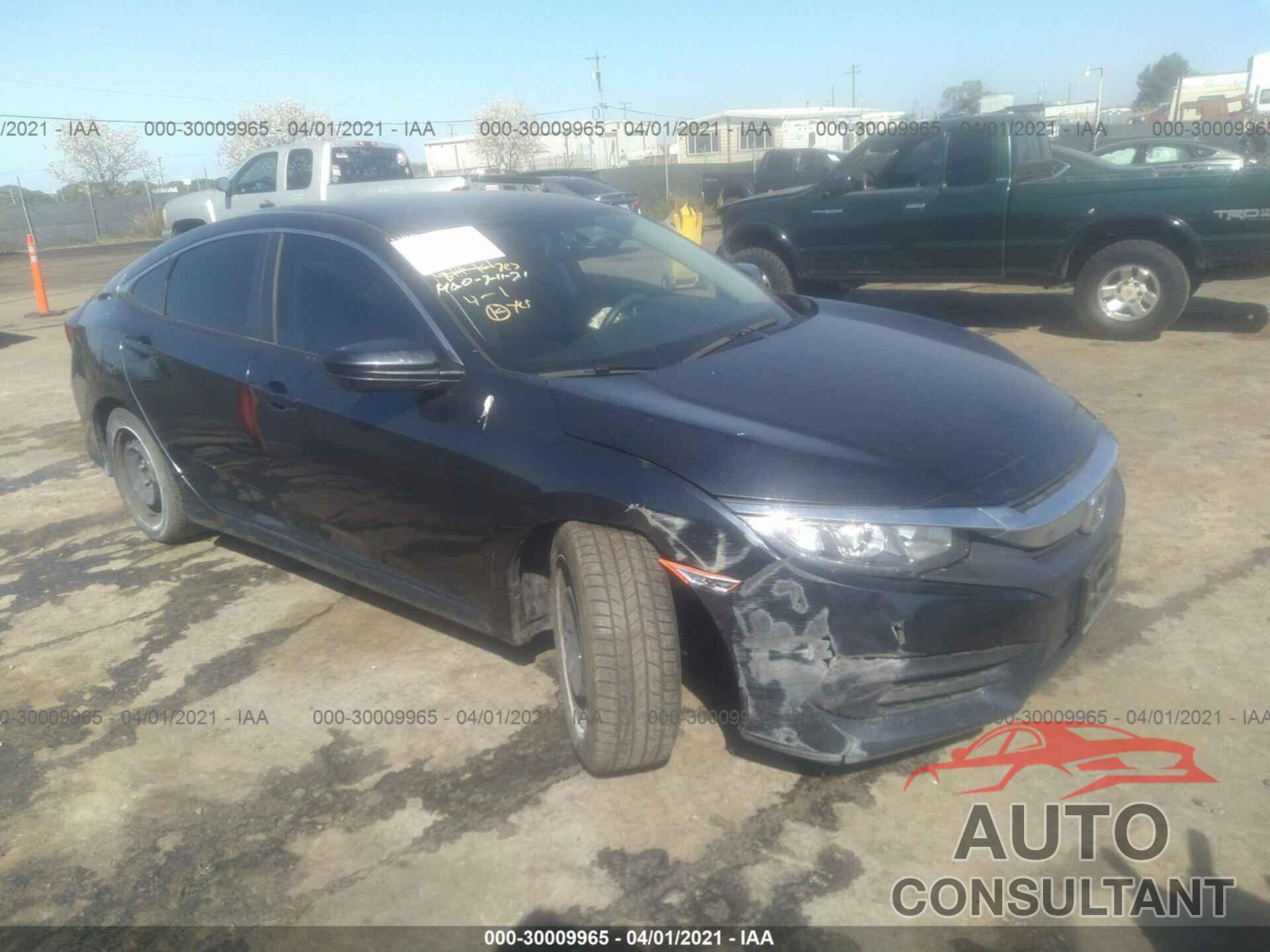 HONDA CIVIC SEDAN 2018 - 2HGFC2F55JH607283