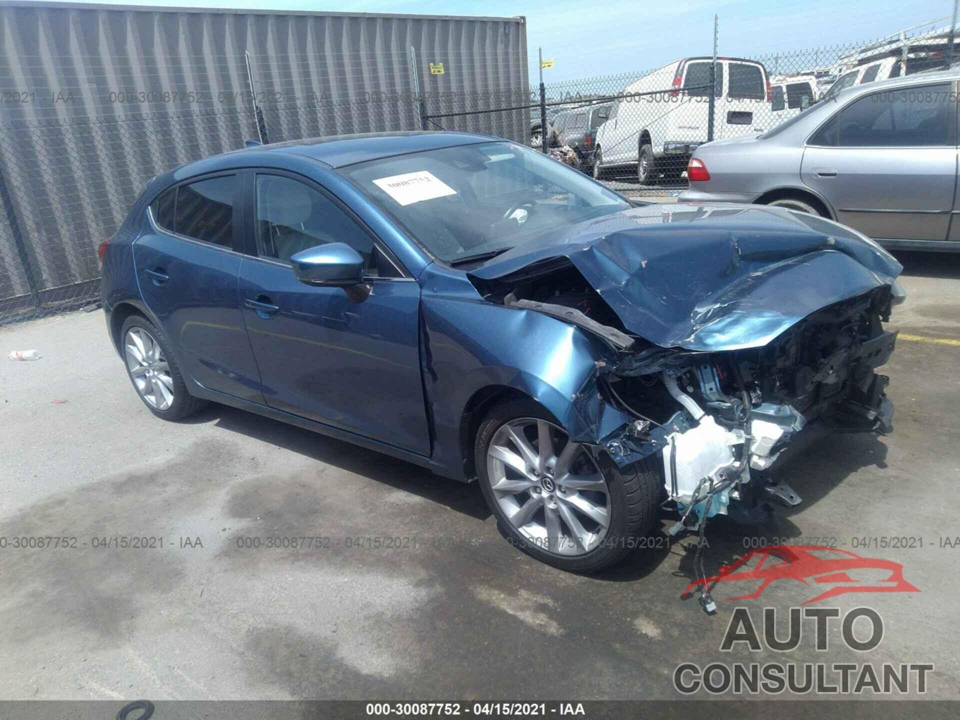 MAZDA MAZDA3 5-DOOR 2017 - JM1BN1M36H1129659