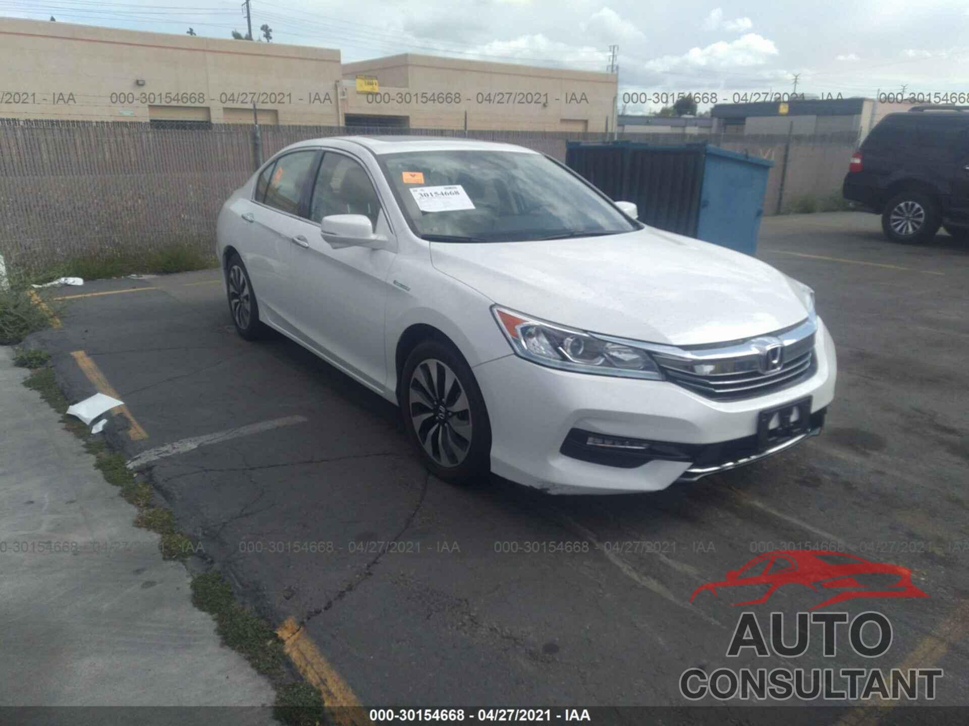 HONDA ACCORD HYBRID 2017 - JHMCR6F59HC006820