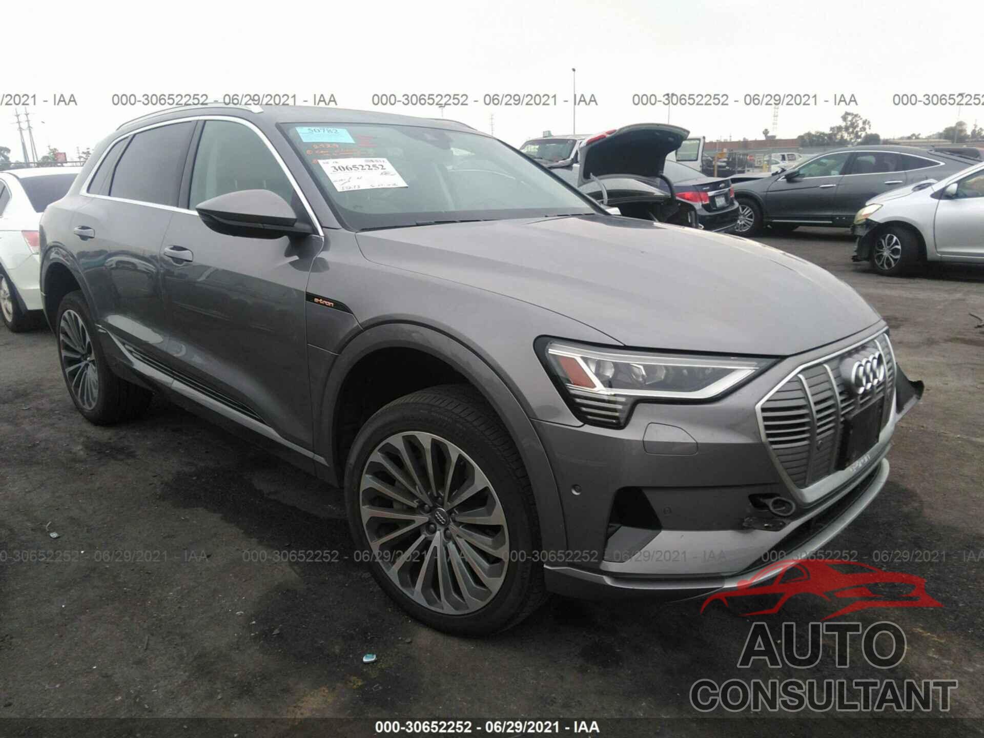 AUDI E-TRON 2019 - WA1VAAGE7KB010777