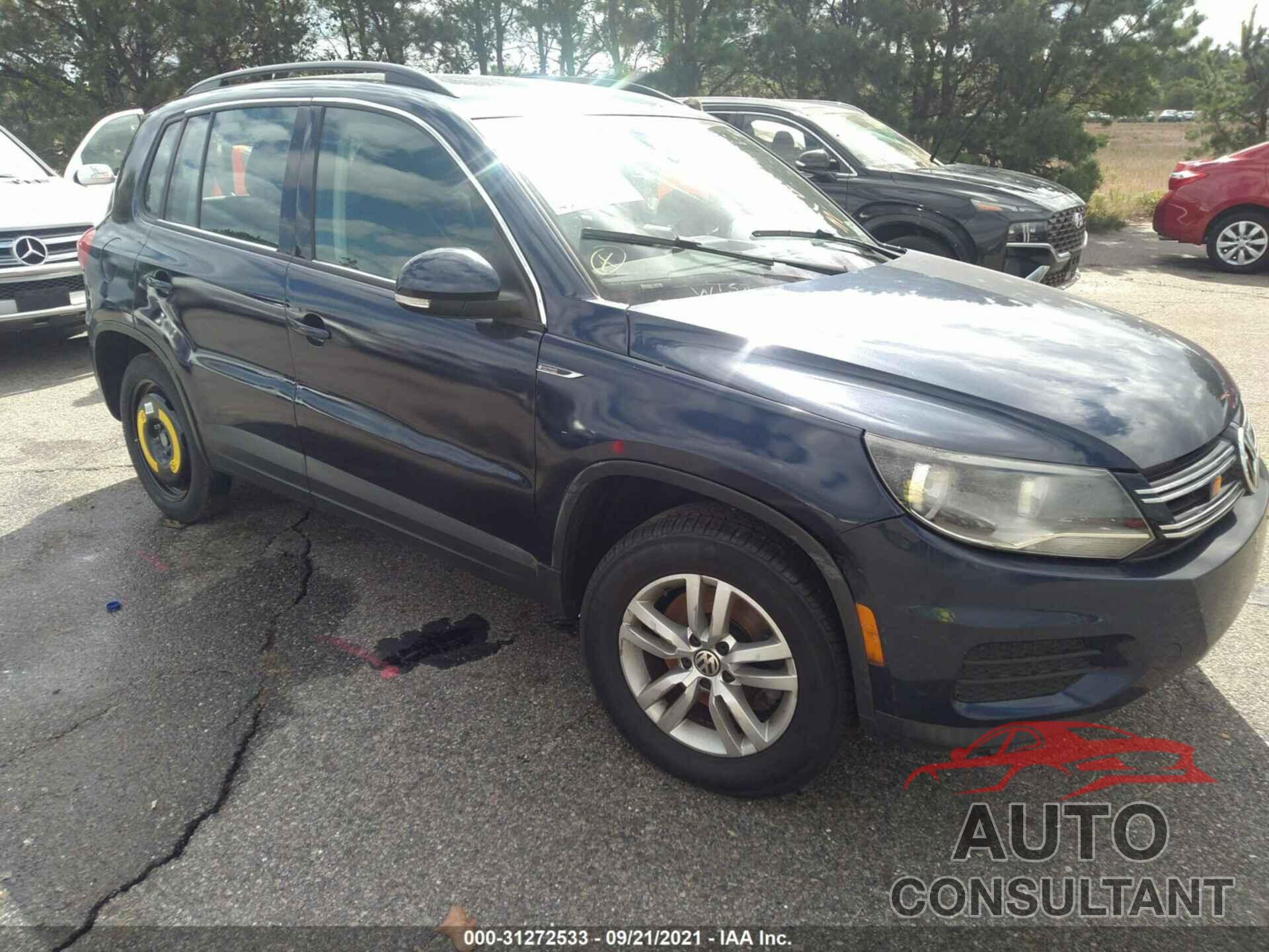 VOLKSWAGEN TIGUAN 2016 - WVGAV7AX4GW563646