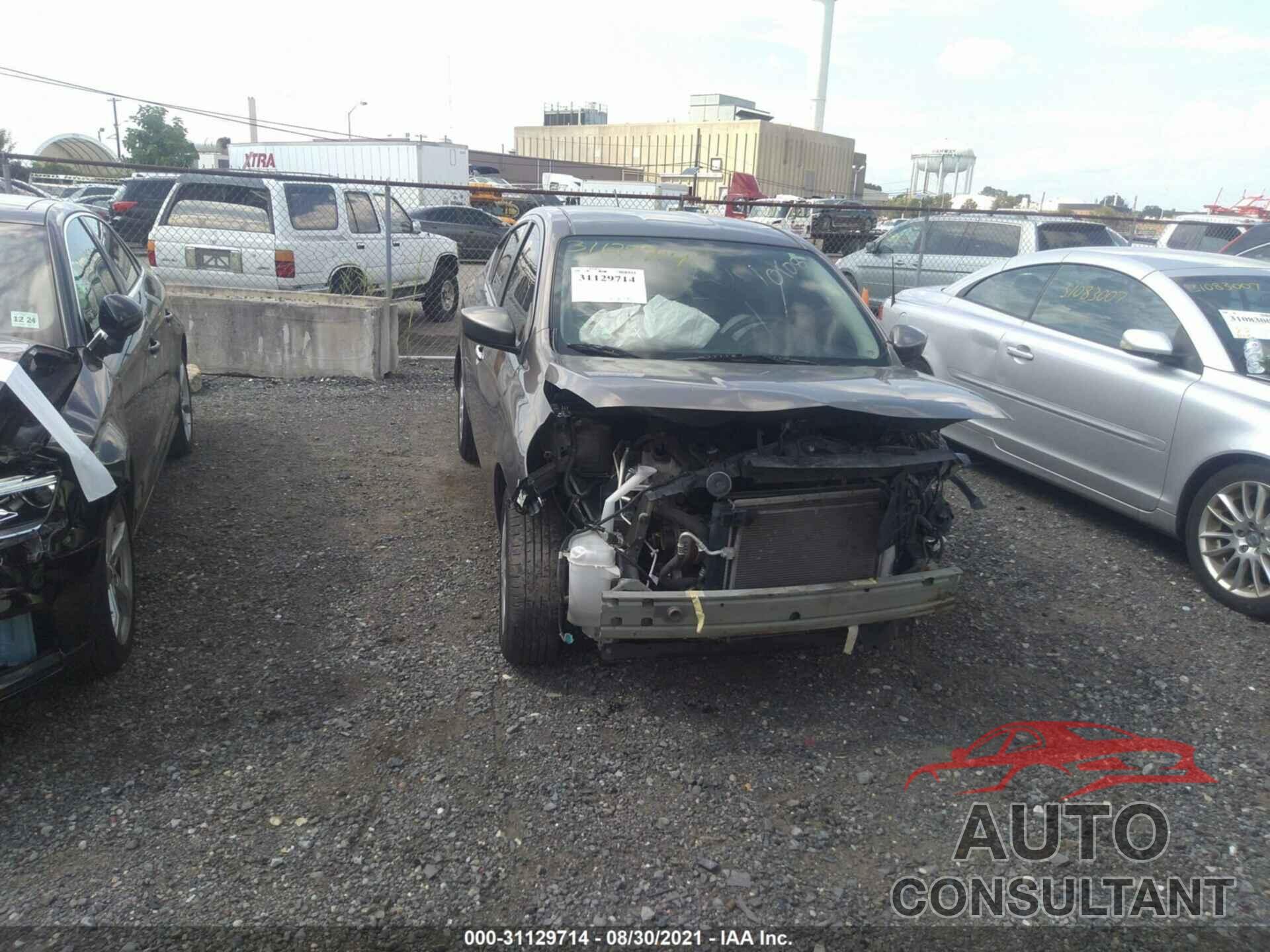NISSAN VERSA 2016 - 3N1CN7AP5GL820108