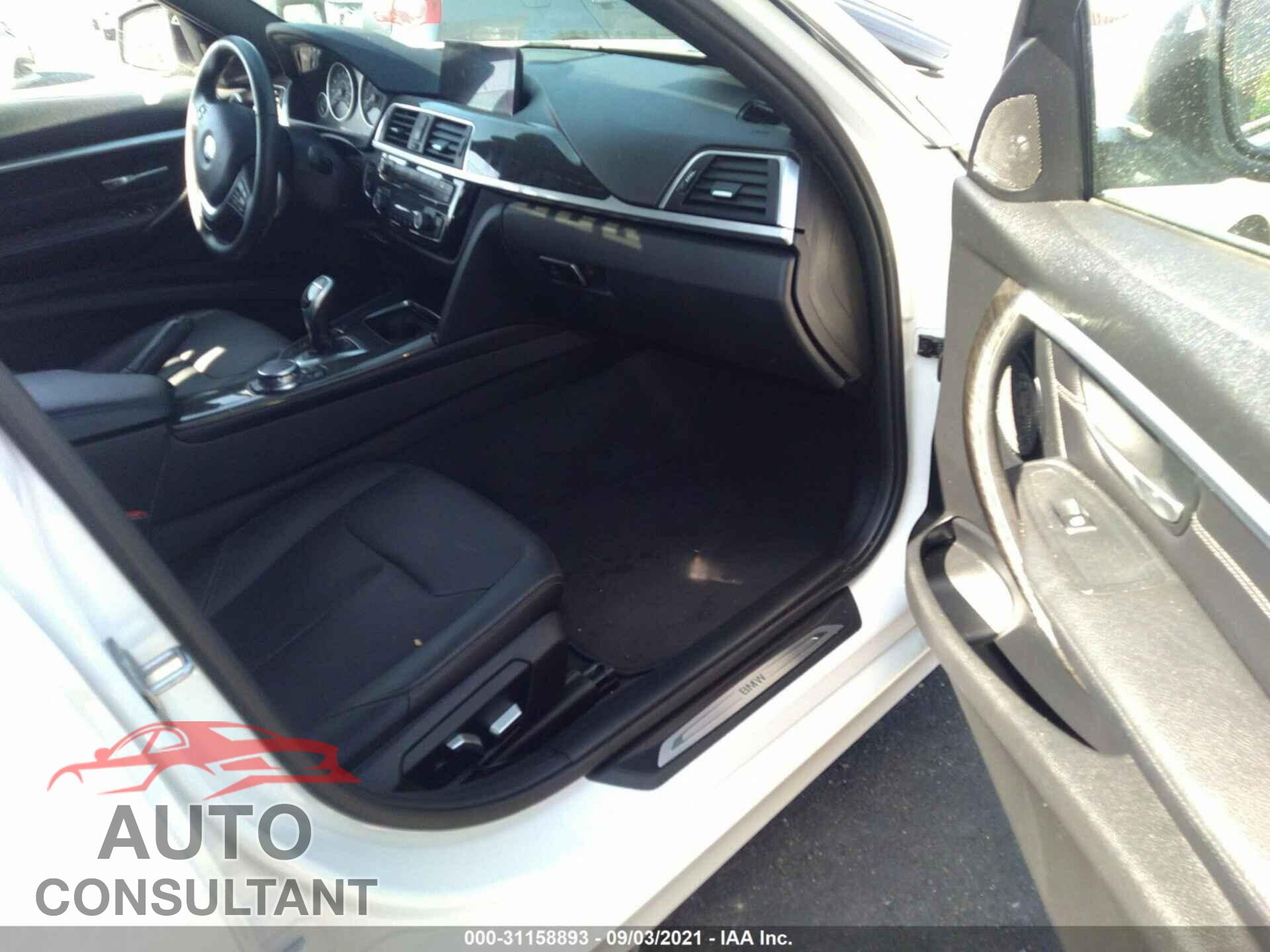 BMW 3 SERIES 2016 - WBA8E9G58GNT47564