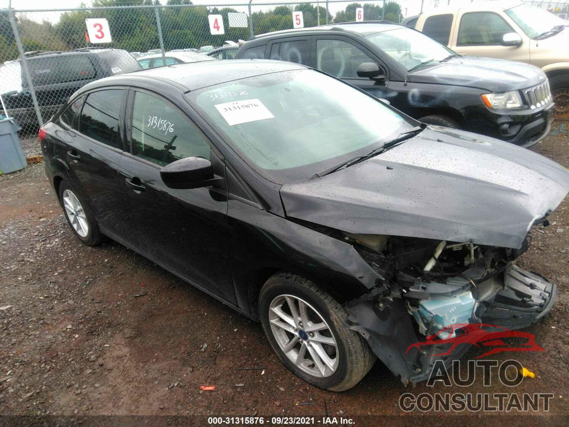 FORD FOCUS 2018 - 1FADP3F20JL205931