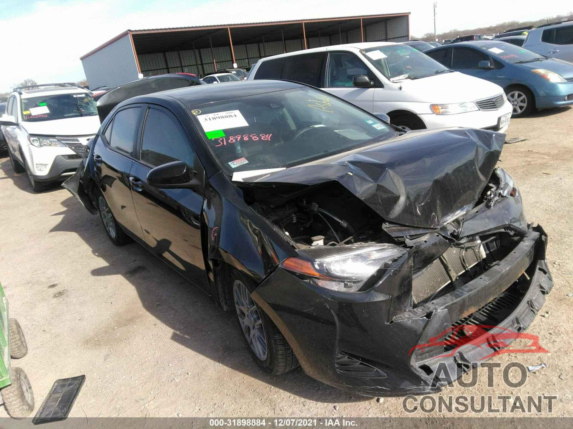 TOYOTA COROLLA 2018 - 5YFBURHE0JP767355