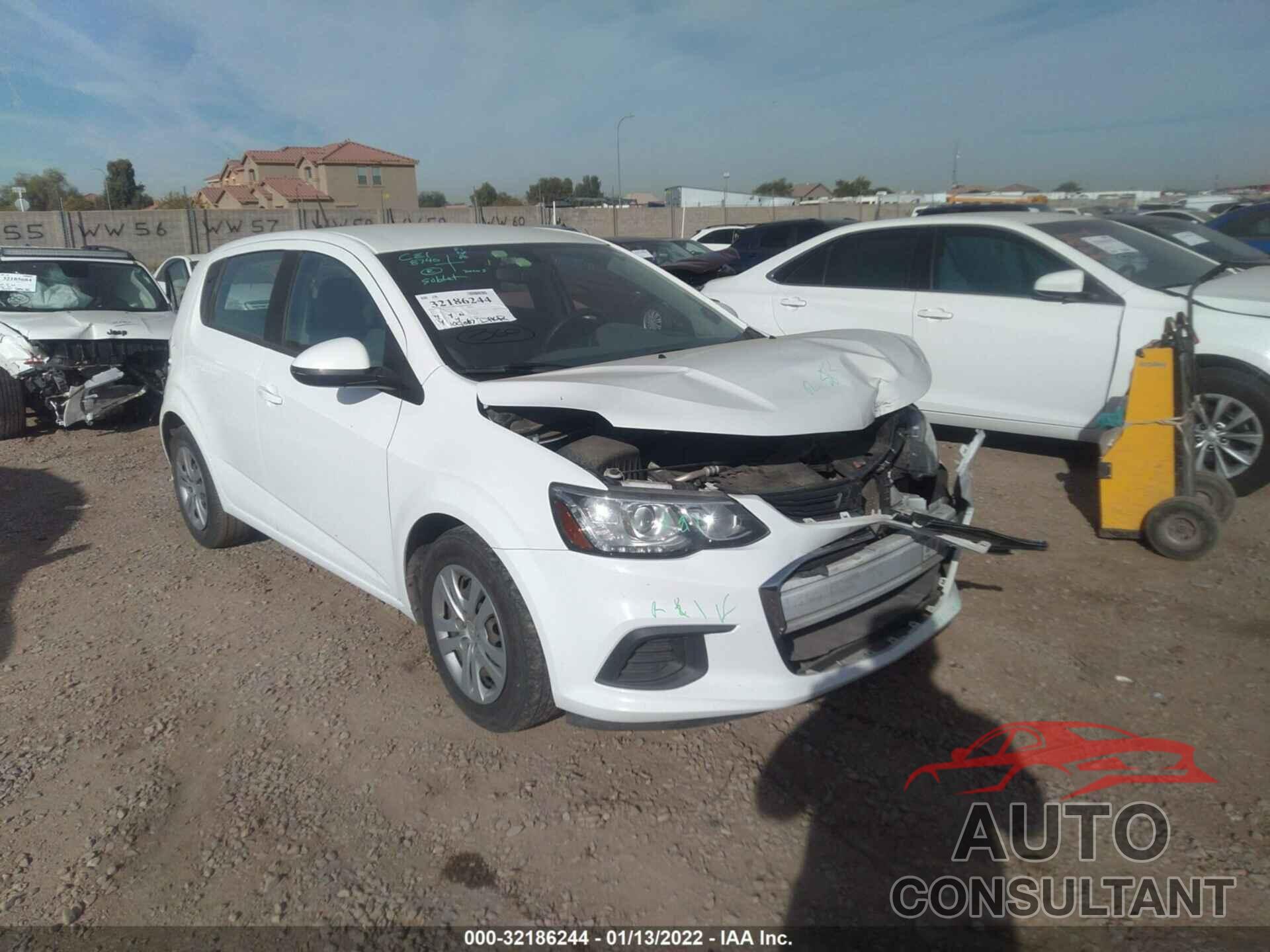 CHEVROLET SONIC 2017 - 1G1JG6SHXH4165038