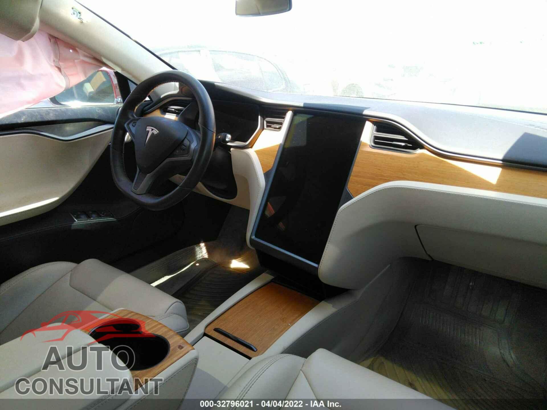 TESLA MODEL S 2019 - 5YJSA1E22KF307776