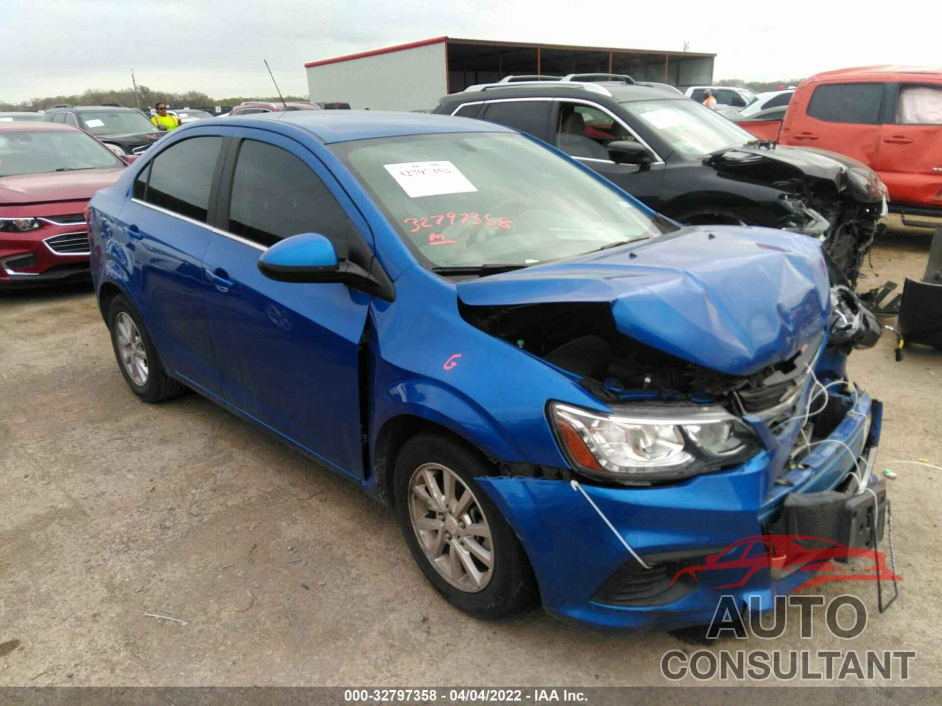 CHEVROLET SONIC 2020 - 1G1JD5SB0L4101727