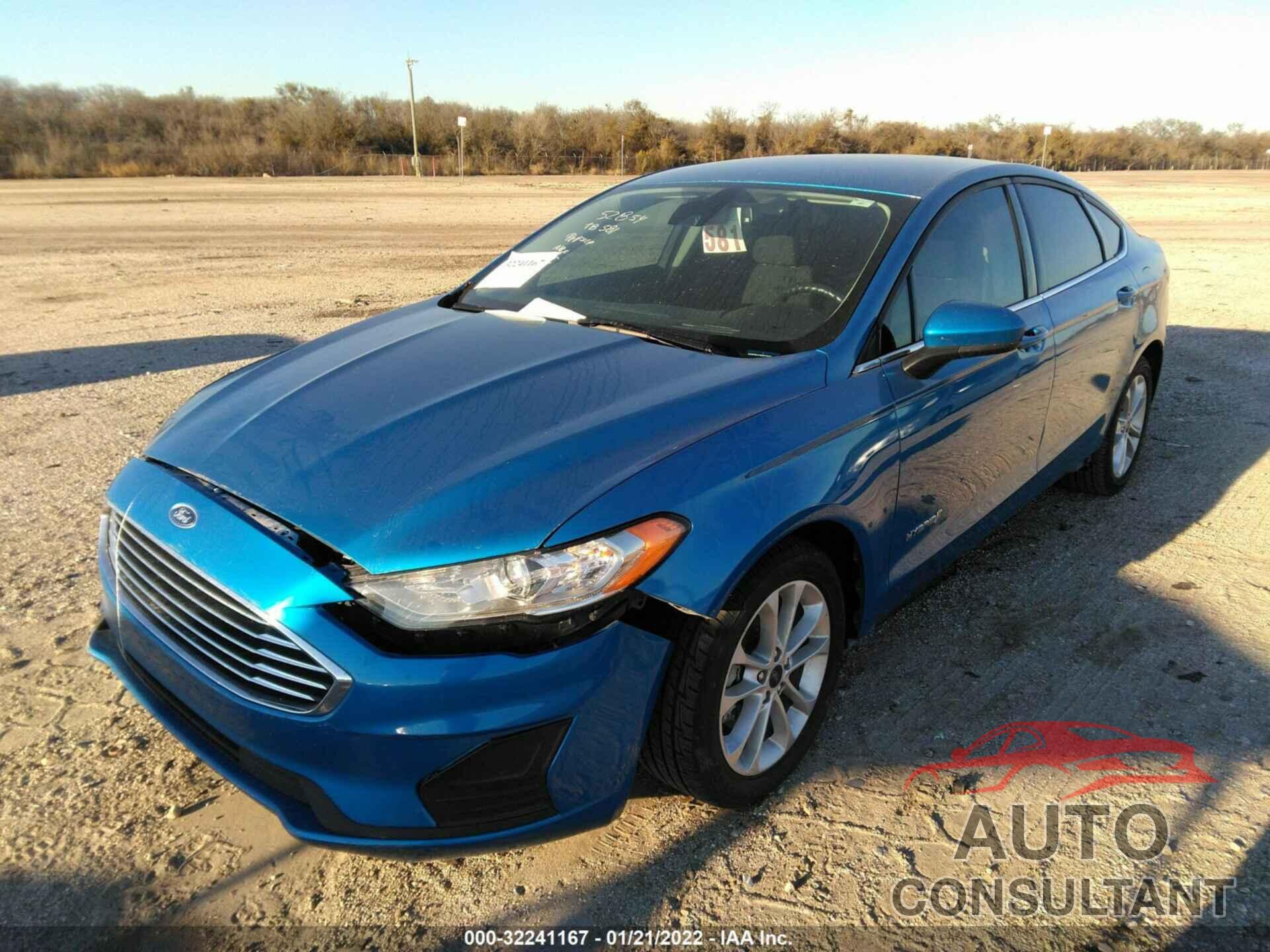 FORD FUSION HYBRID 2019 - 3FA6P0LU1KR277673