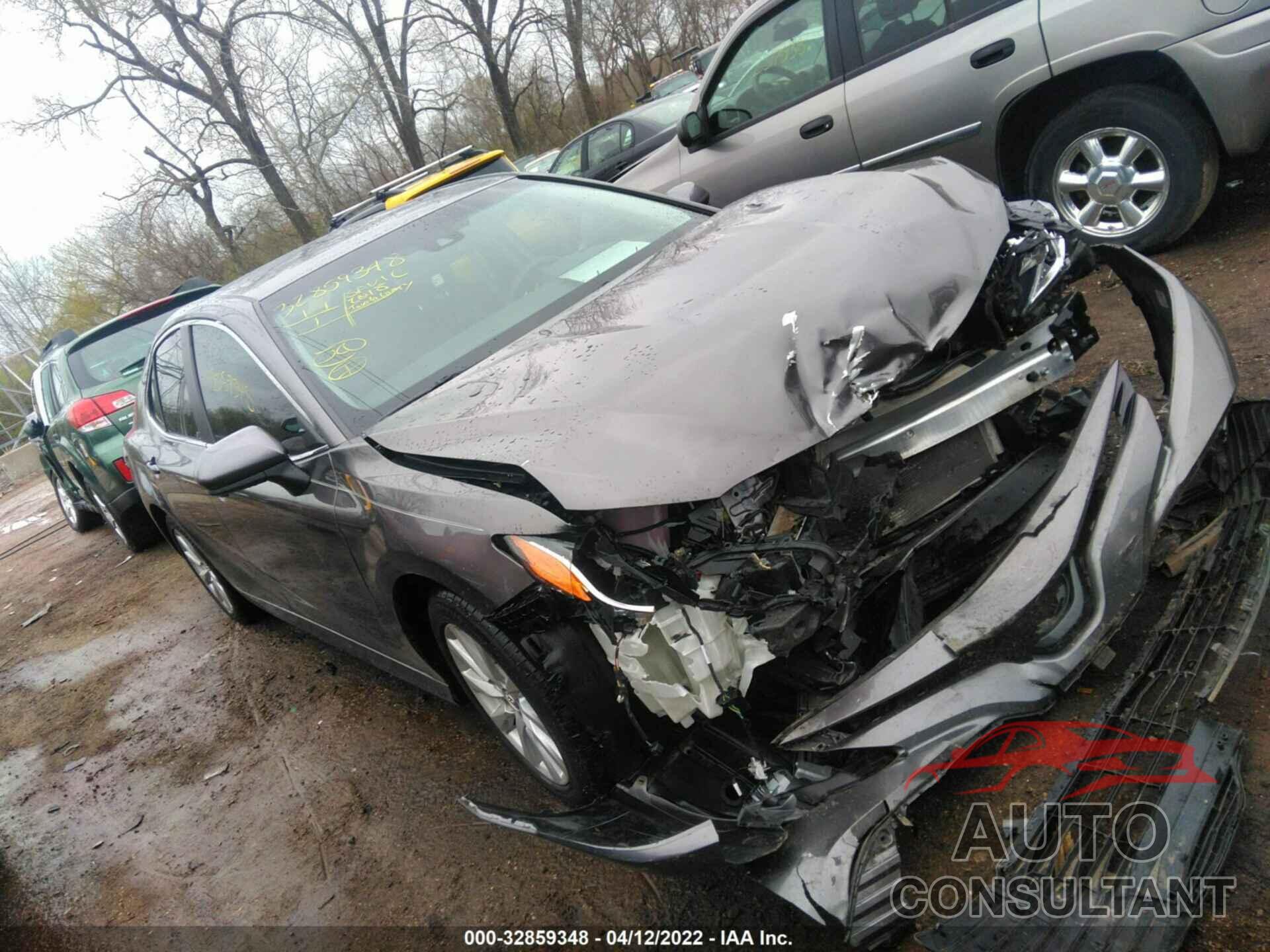 TOYOTA CAMRY 2018 - 4T1B11HK4JU609924