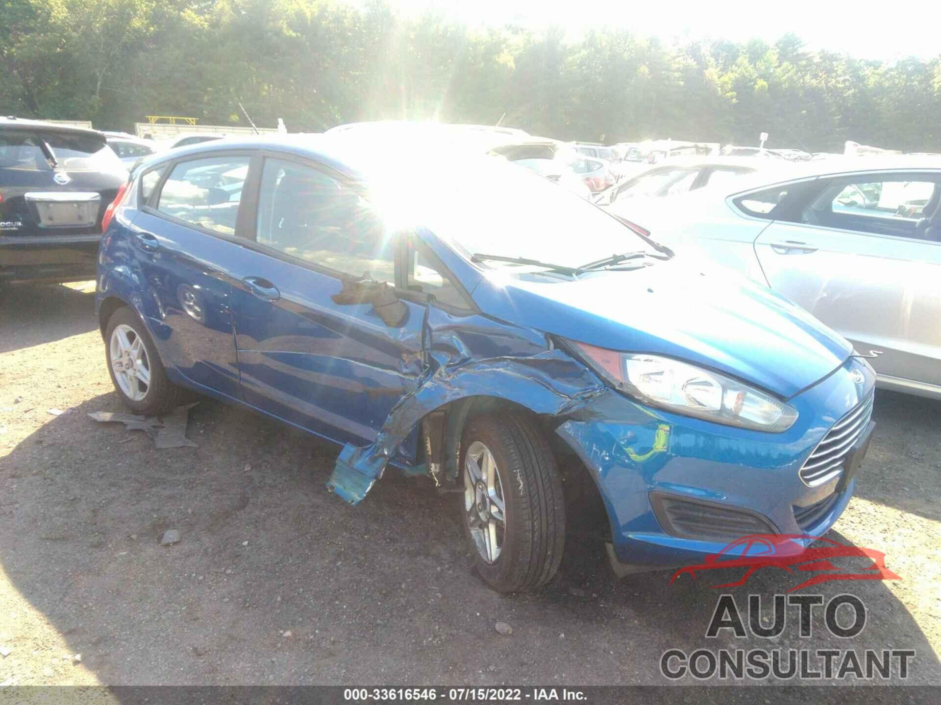FORD FIESTA 2018 - 3FADP4EJ5JM122038