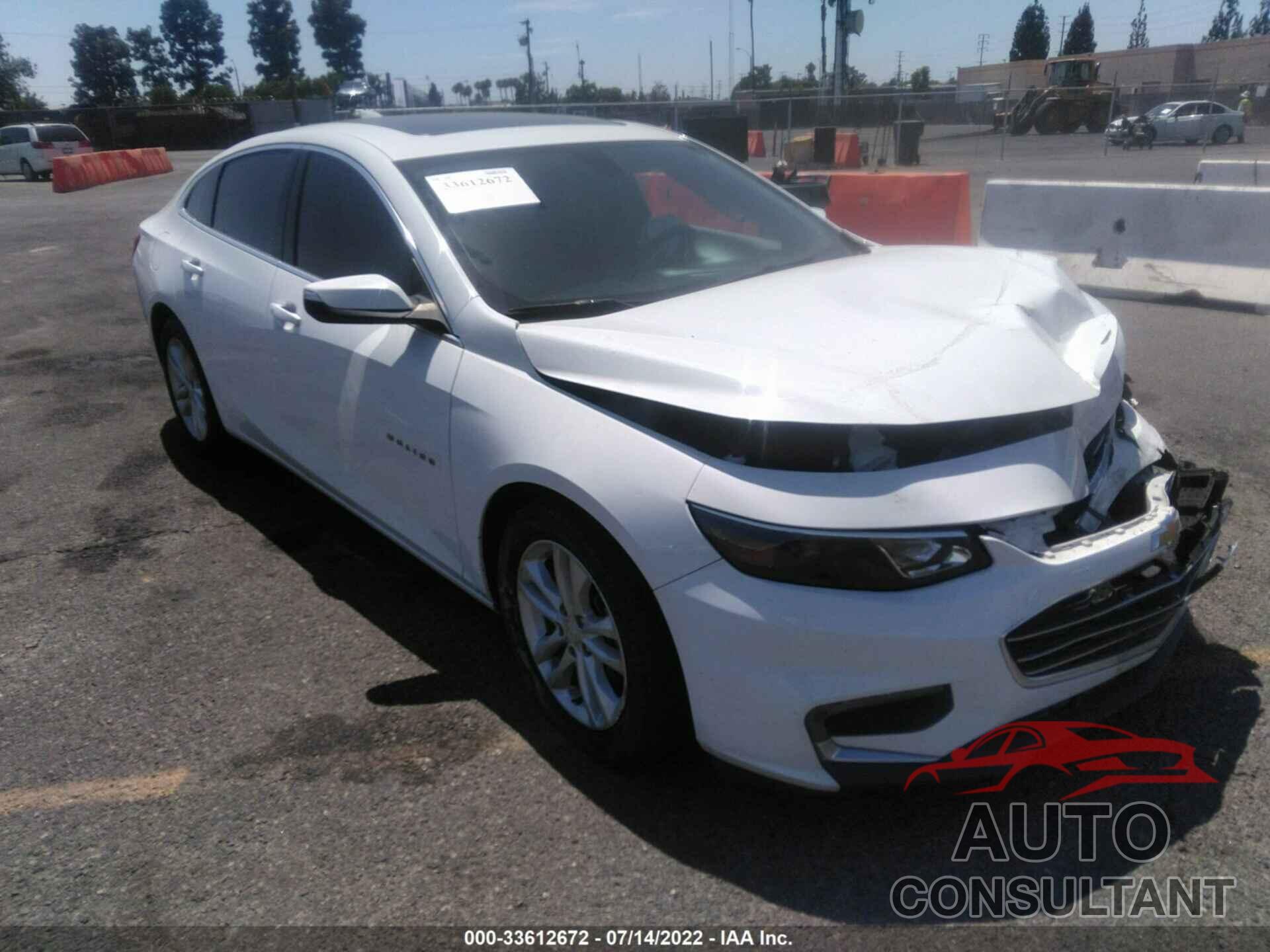 CHEVROLET MALIBU 2018 - 1G1ZD5ST2JF122169