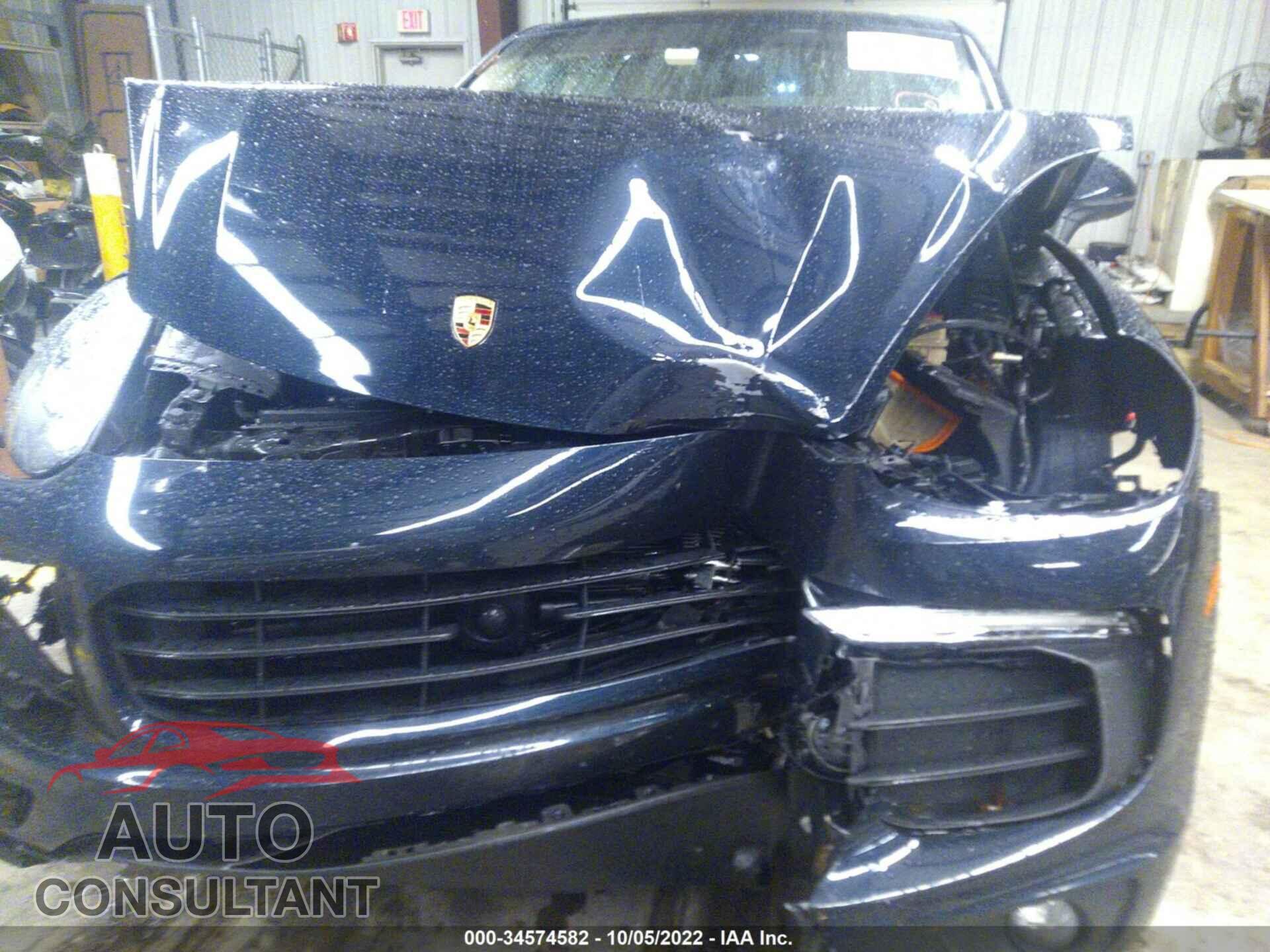 PORSCHE CAYENNE 2017 - WP1AA2A28HKA86864