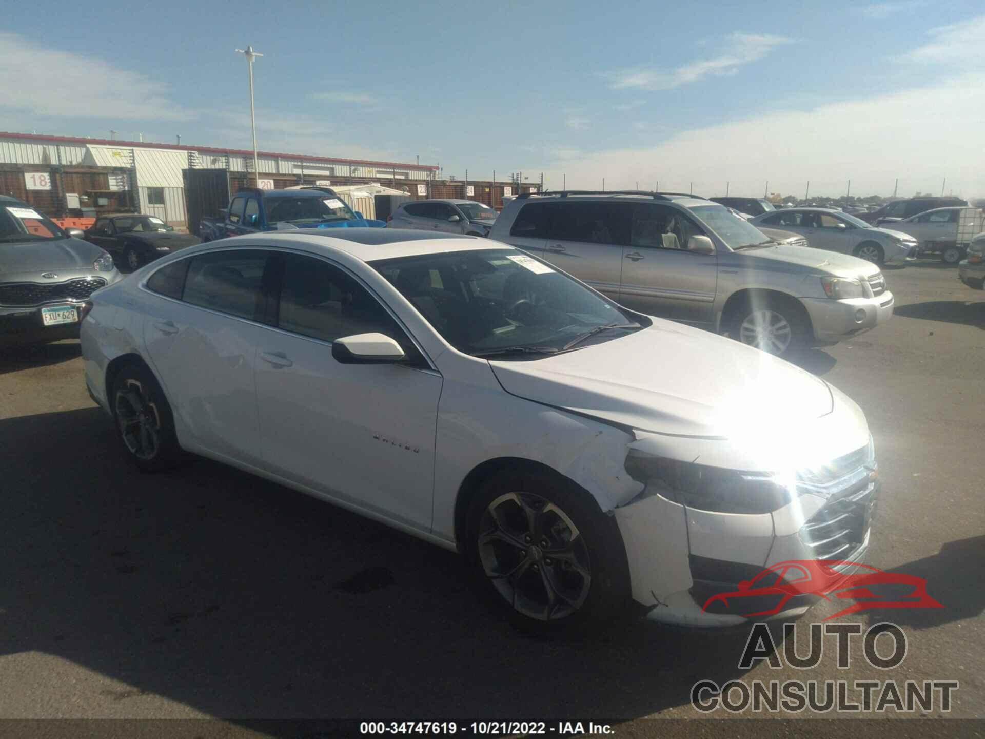 CHEVROLET MALIBU 2021 - 1G1ZD5ST6MF044760