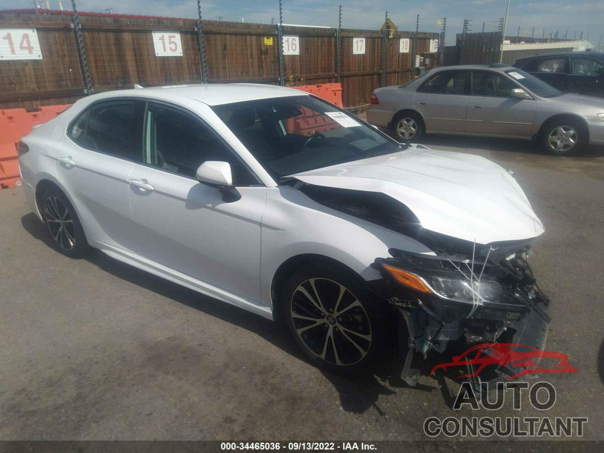 TOYOTA CAMRY 2020 - 4T1G11AK2LU938947