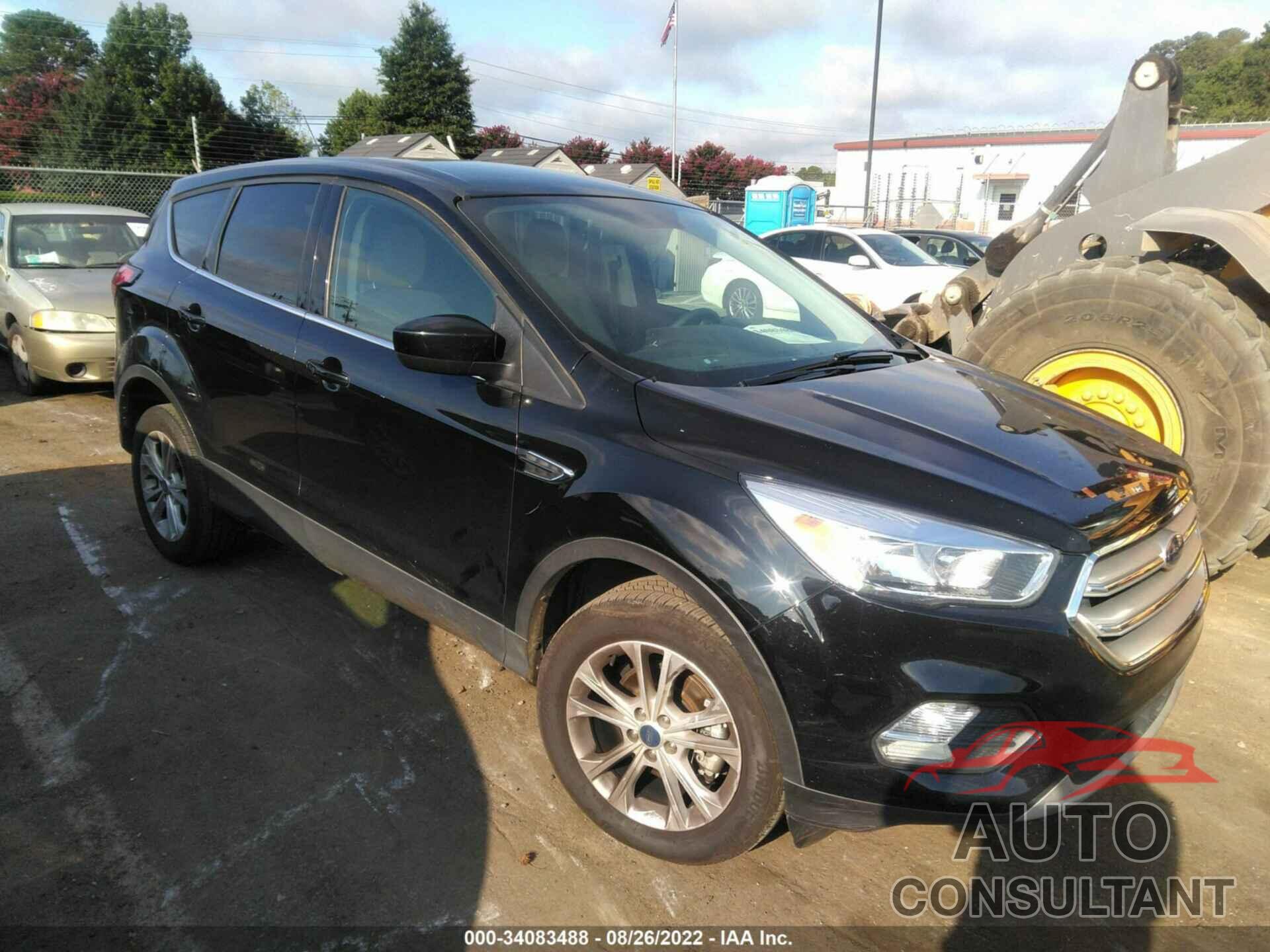 FORD ESCAPE 2019 - 1FMCU9GD1KUB32366
