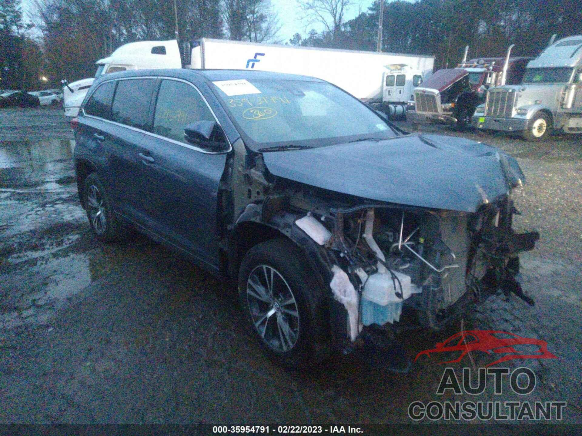 TOYOTA HIGHLANDER 2018 - 5TDBZRFHXJS863287