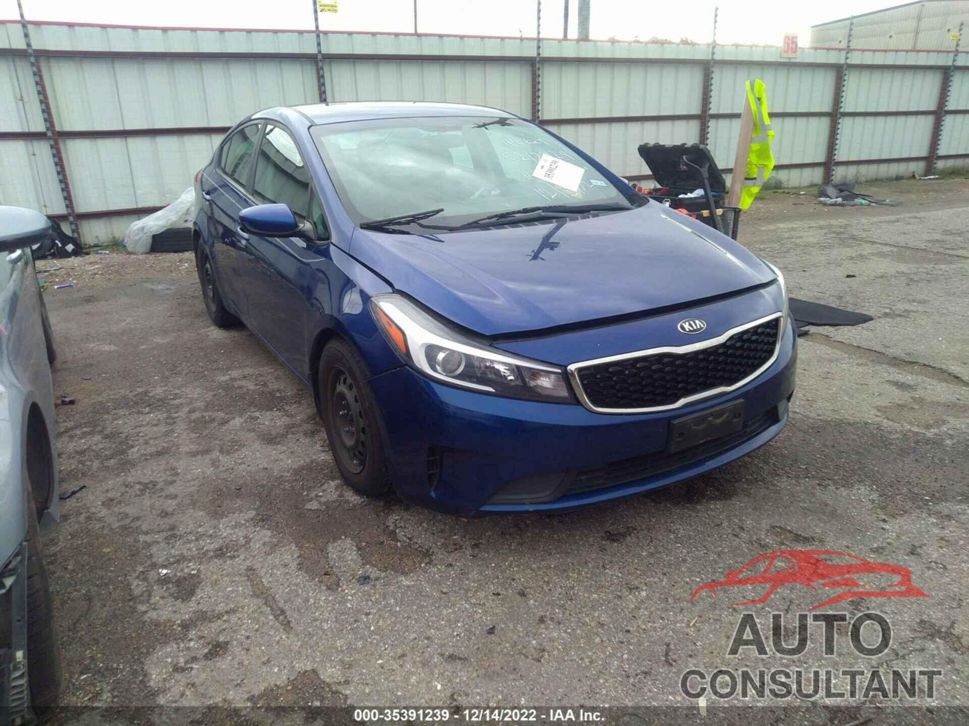 KIA FORTE 2018 - 3KPFK4A78JE206229