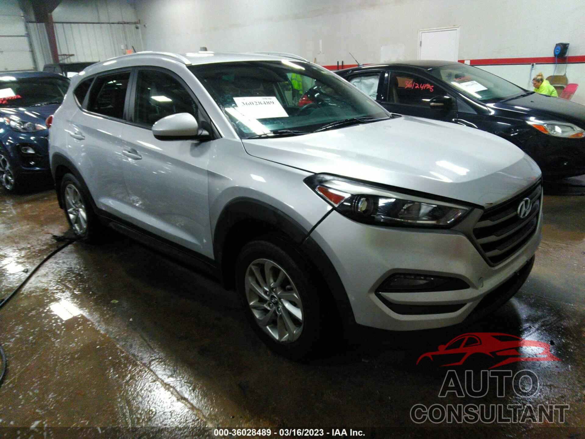 HYUNDAI TUCSON 2016 - KM8J3CA48GU214330