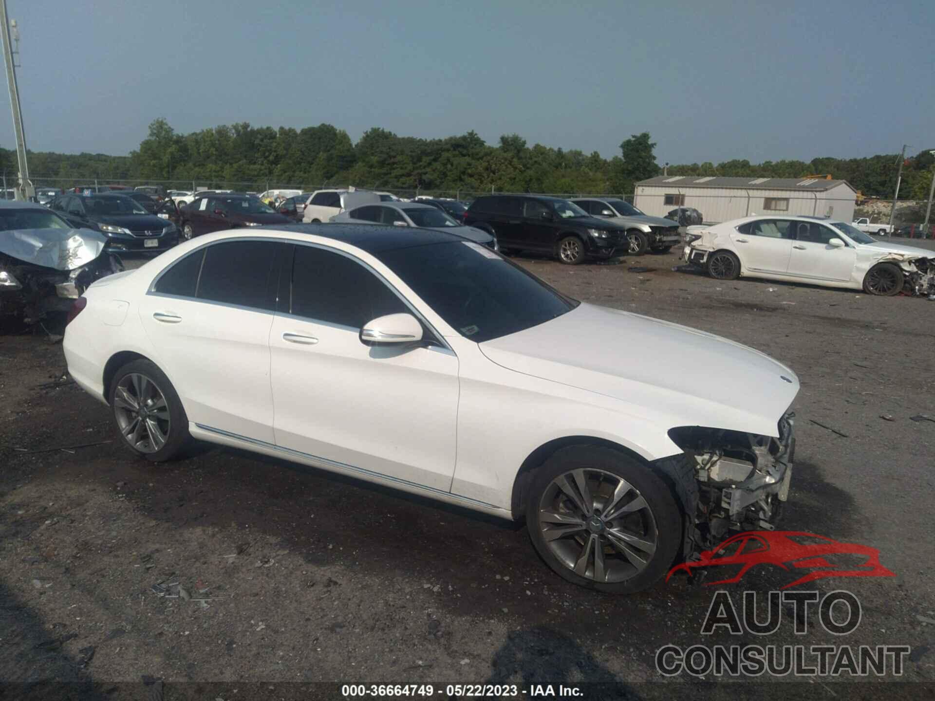 MERCEDES-BENZ C-CLASS 2015 - 55SWF4KB8FU090747