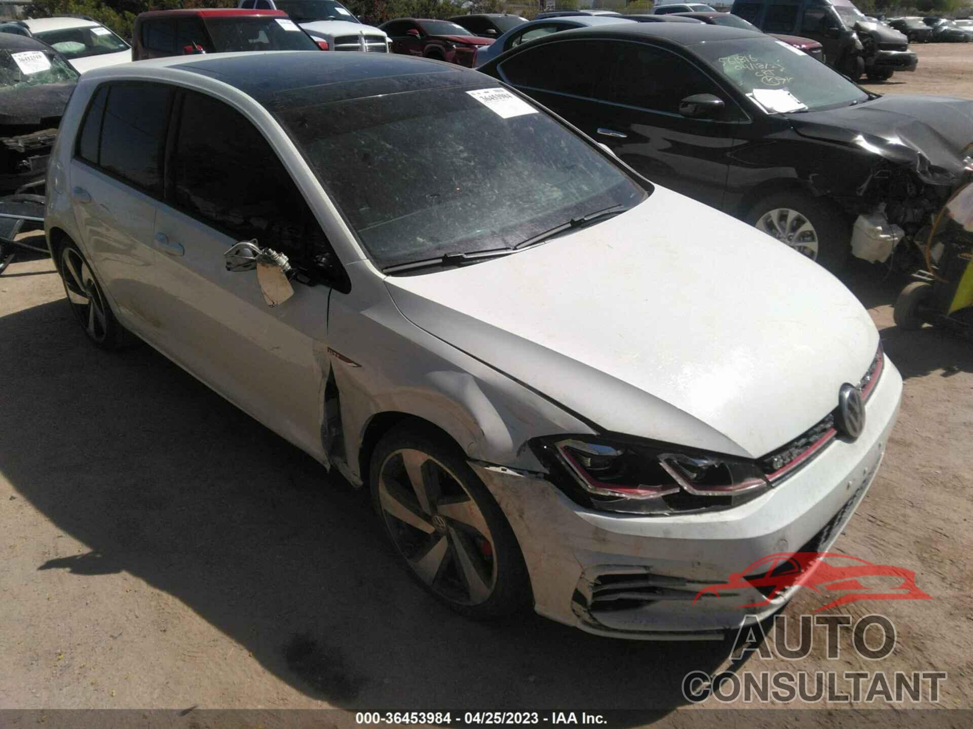 VOLKSWAGEN GOLF GTI 2018 - 3VW447AU9JM267634