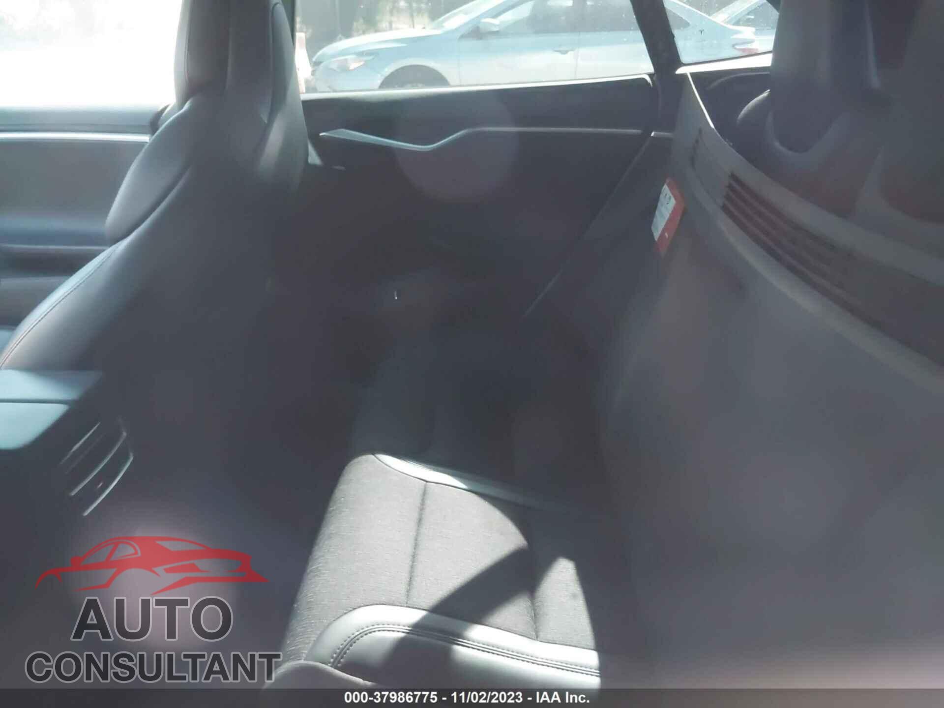 TESLA MODEL S 2017 - 5YJSA1E26HF232007