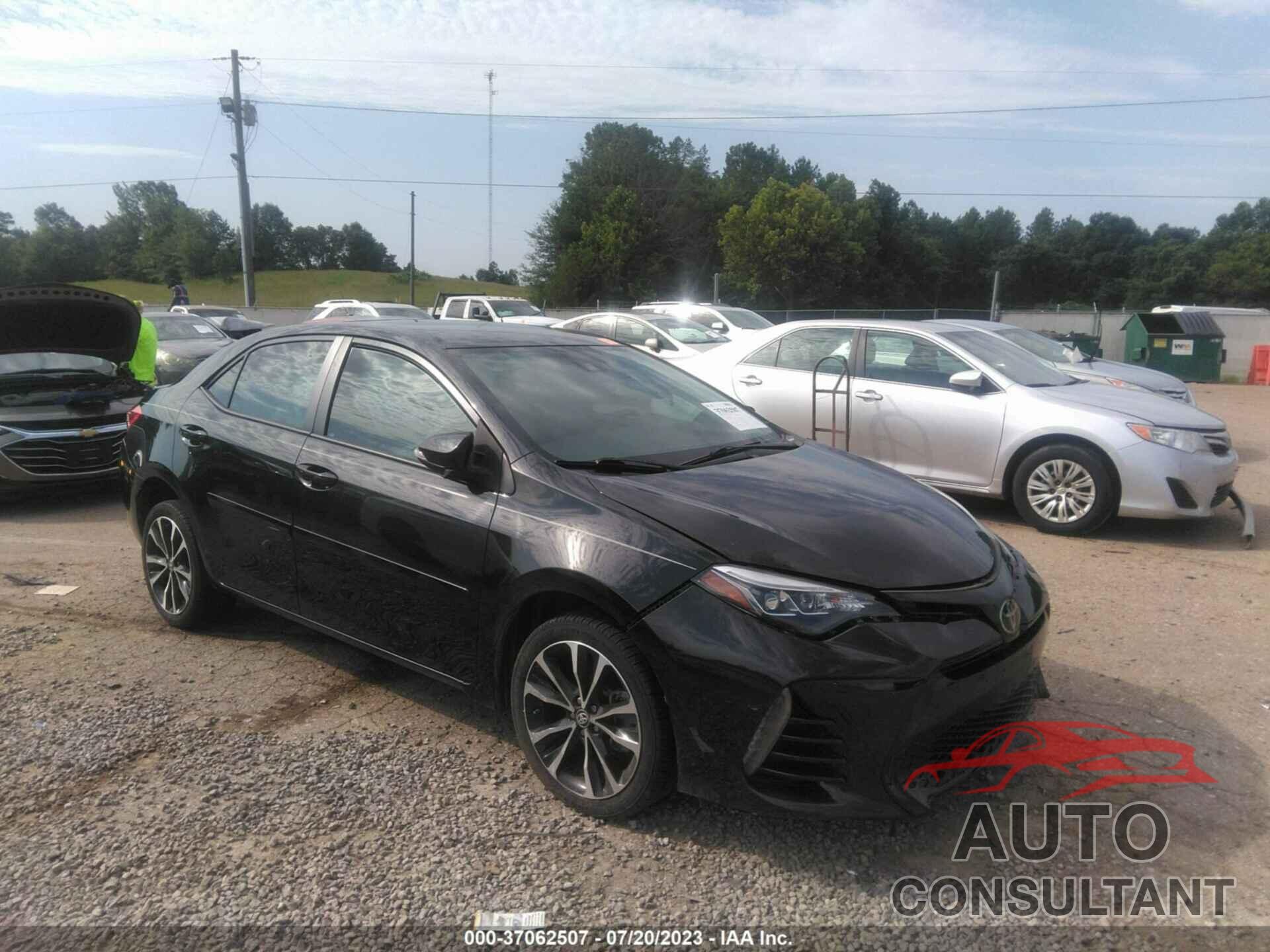 TOYOTA COROLLA 2017 - 5YFBURHE8HP661875