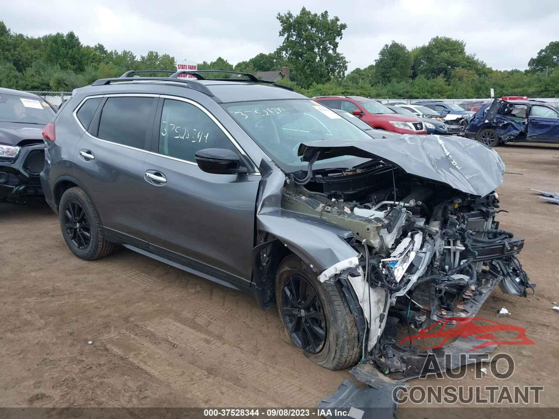 NISSAN ROGUE 2018 - 5N1AT2MV8JC751906