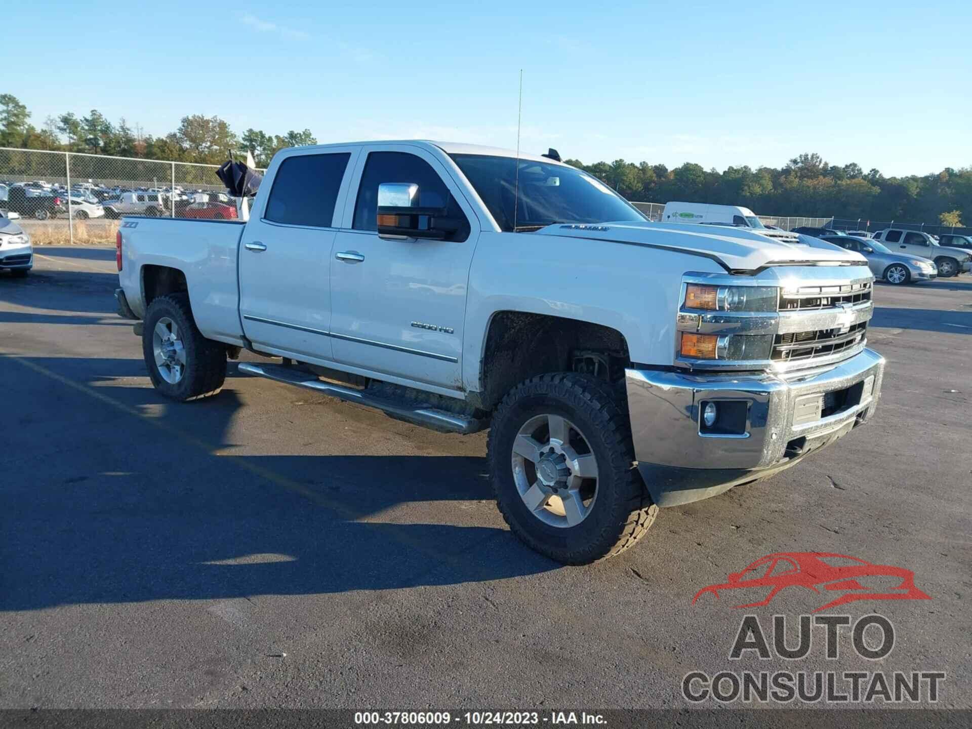 CHEVROLET SILVERADO 2500HD 2018 - 1GC1KWEY2JF162386