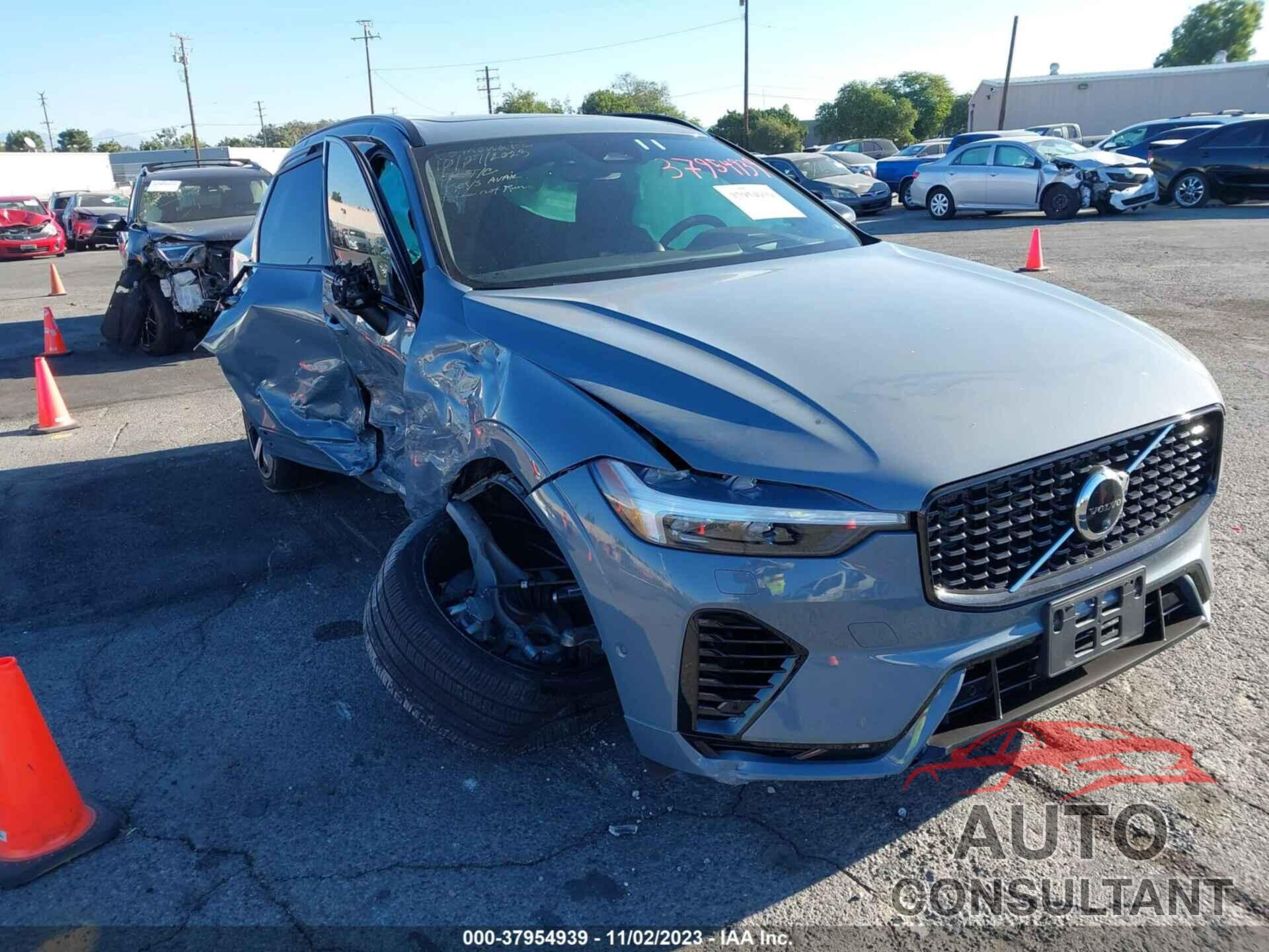 VOLVO XC60 2022 - YV4BR0DM5N1905487