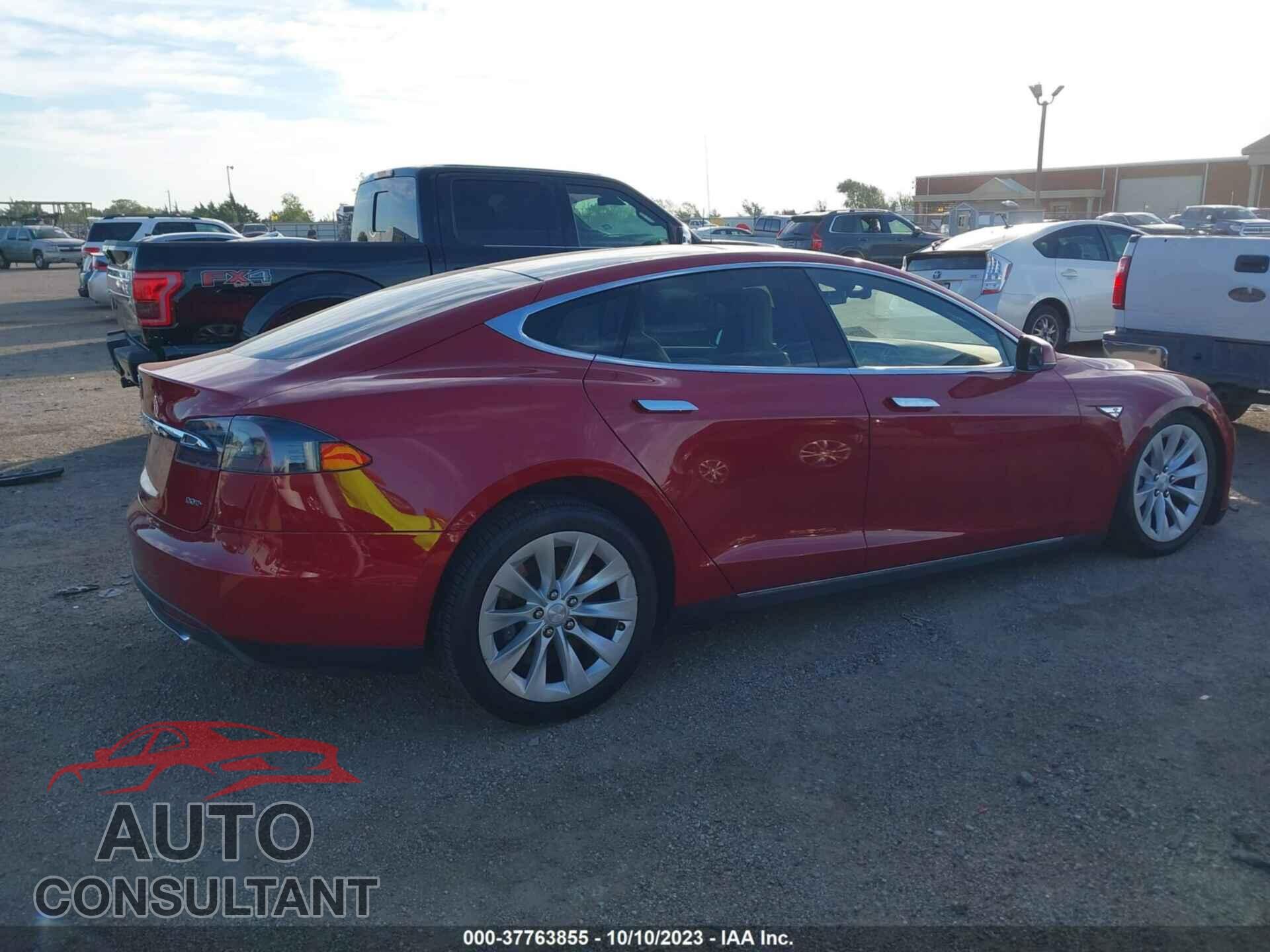 TESLA MODEL S 2016 - 5YJSA1E22GF129066