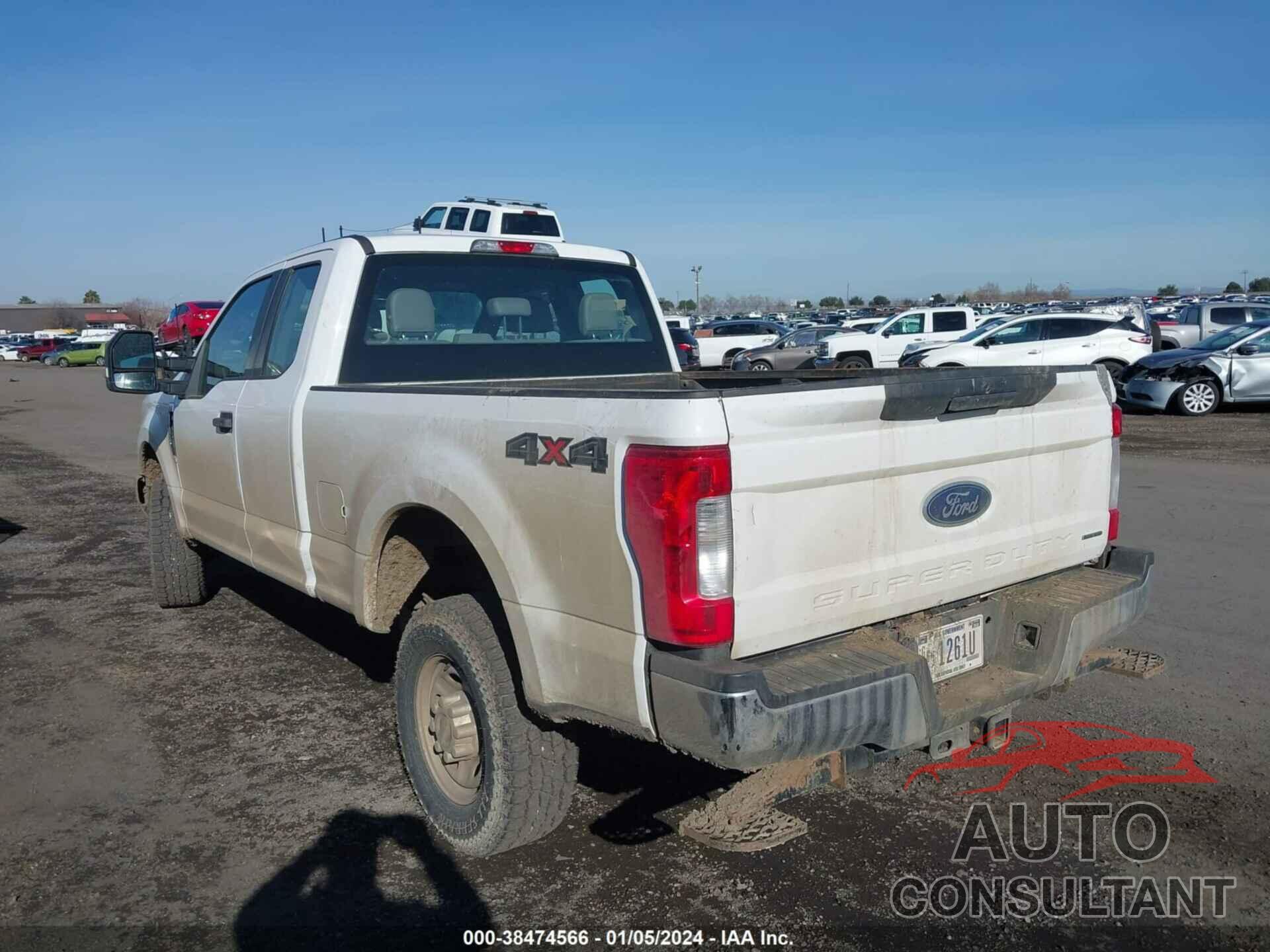 FORD F-350 2017 - 1FT8X3B65HEE07554