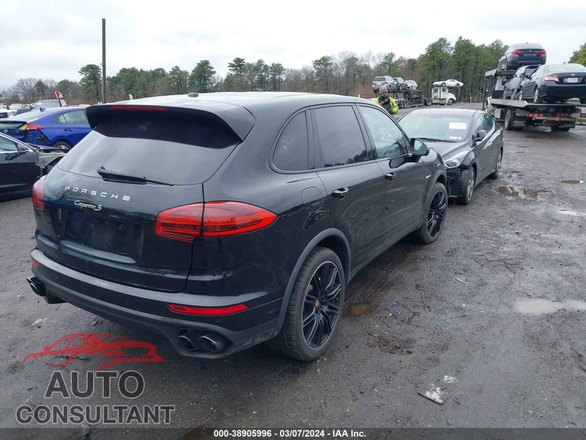 PORSCHE CAYENNE E-HYBRID 2016 - WP1AE2A26GLA16017