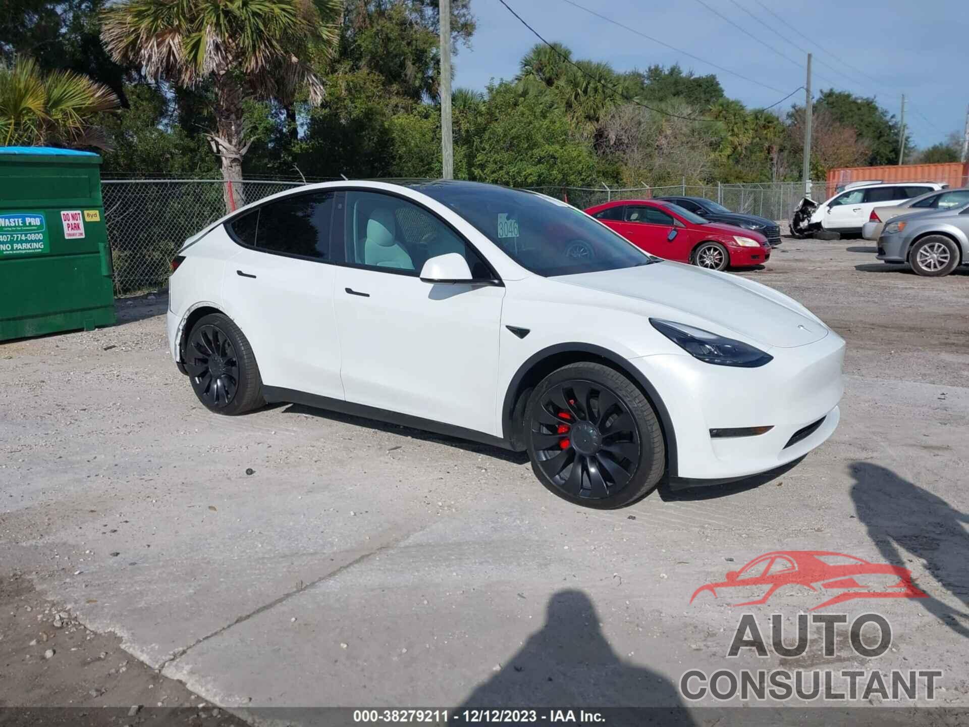 TESLA MODEL Y 2022 - 7SAYGDEF6NF457684