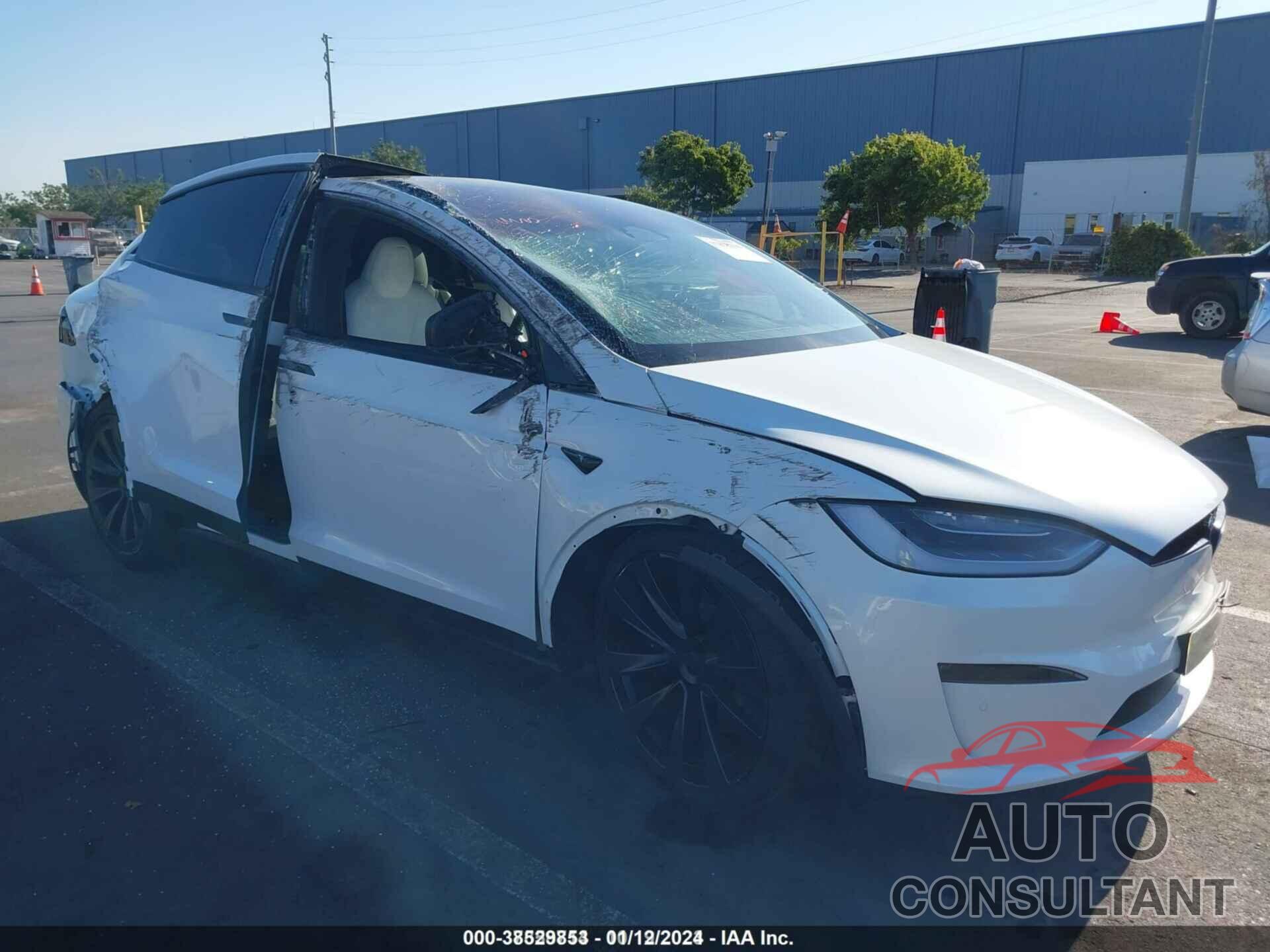 TESLA MODEL X 2023 - 7SAXCCE60PF371047