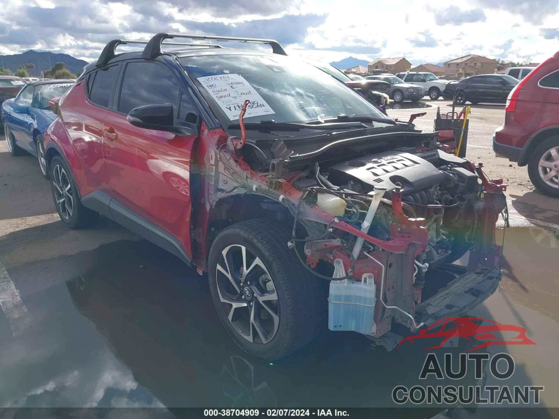 TOYOTA C-HR 2020 - JTNKHMBX4L1089052