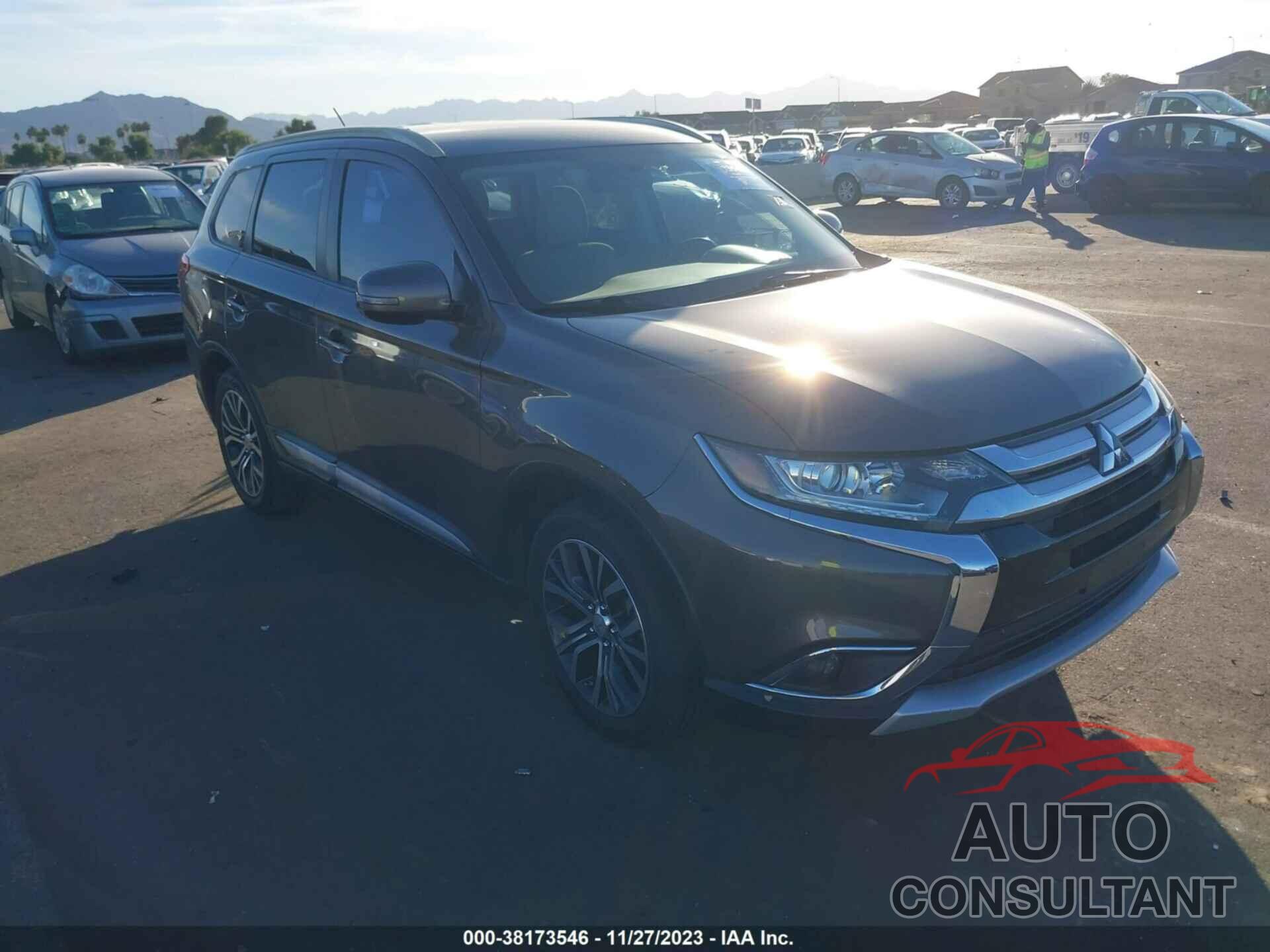 MITSUBISHI OUTLANDER 2016 - JA4AD3A33GZ013828