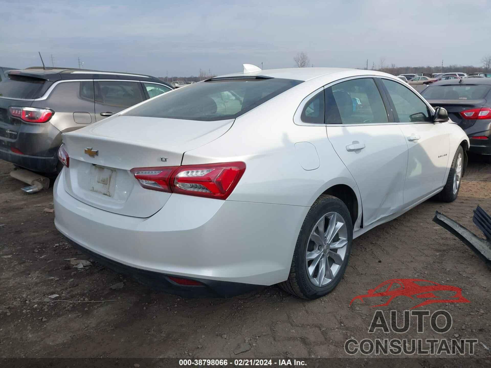 CHEVROLET MALIBU 2019 - 1G1ZD5ST4KF116763