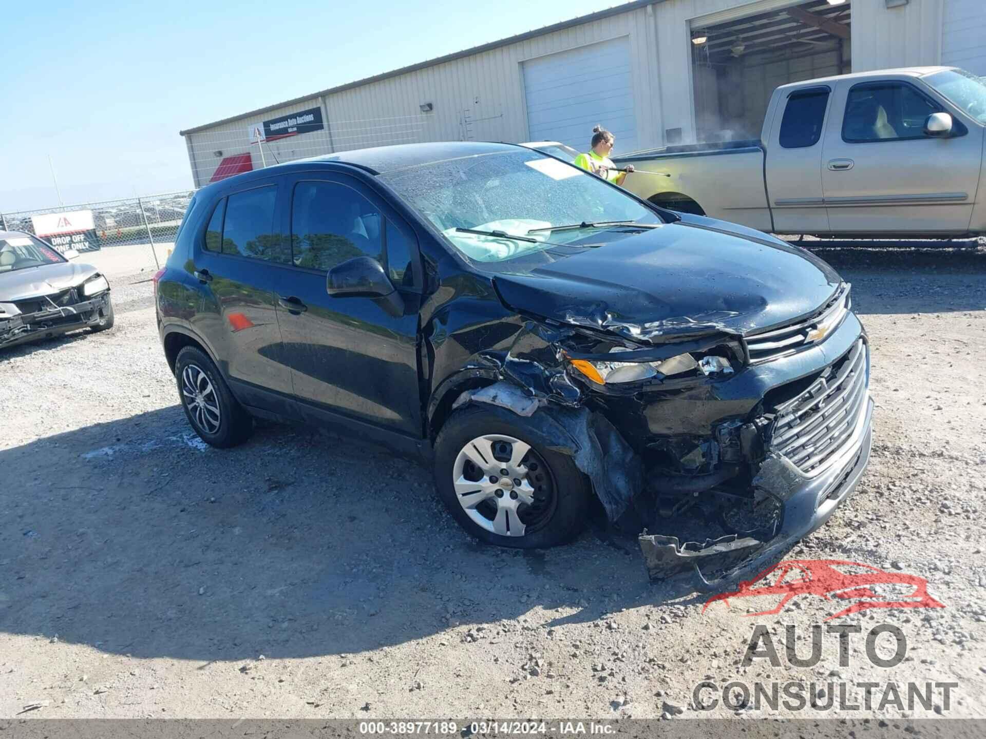 CHEVROLET TRAX 2018 - 3GNCJKSB2JL235208