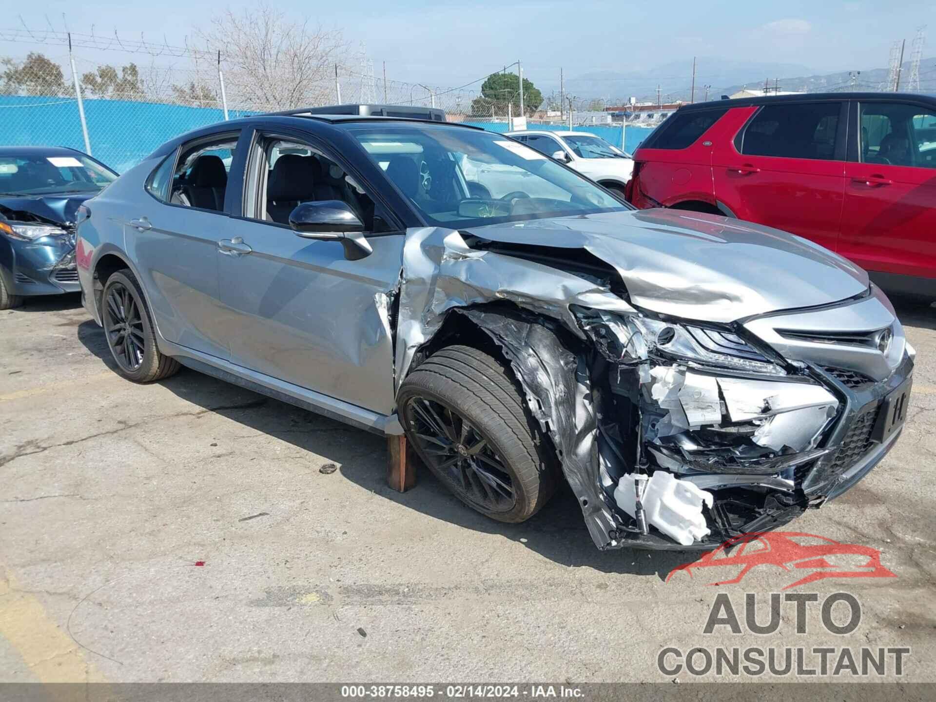 TOYOTA CAMRY 2024 - 4T1KZ1AK9RU098905