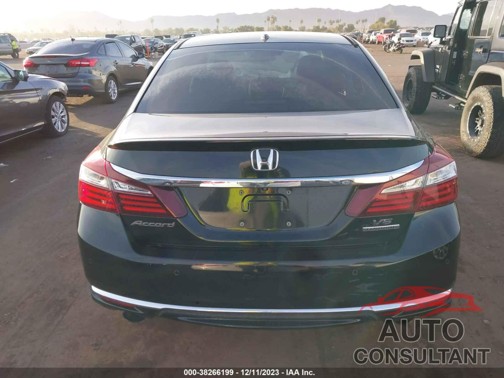 HONDA ACCORD 2017 - 1HGCR3F97HA038830