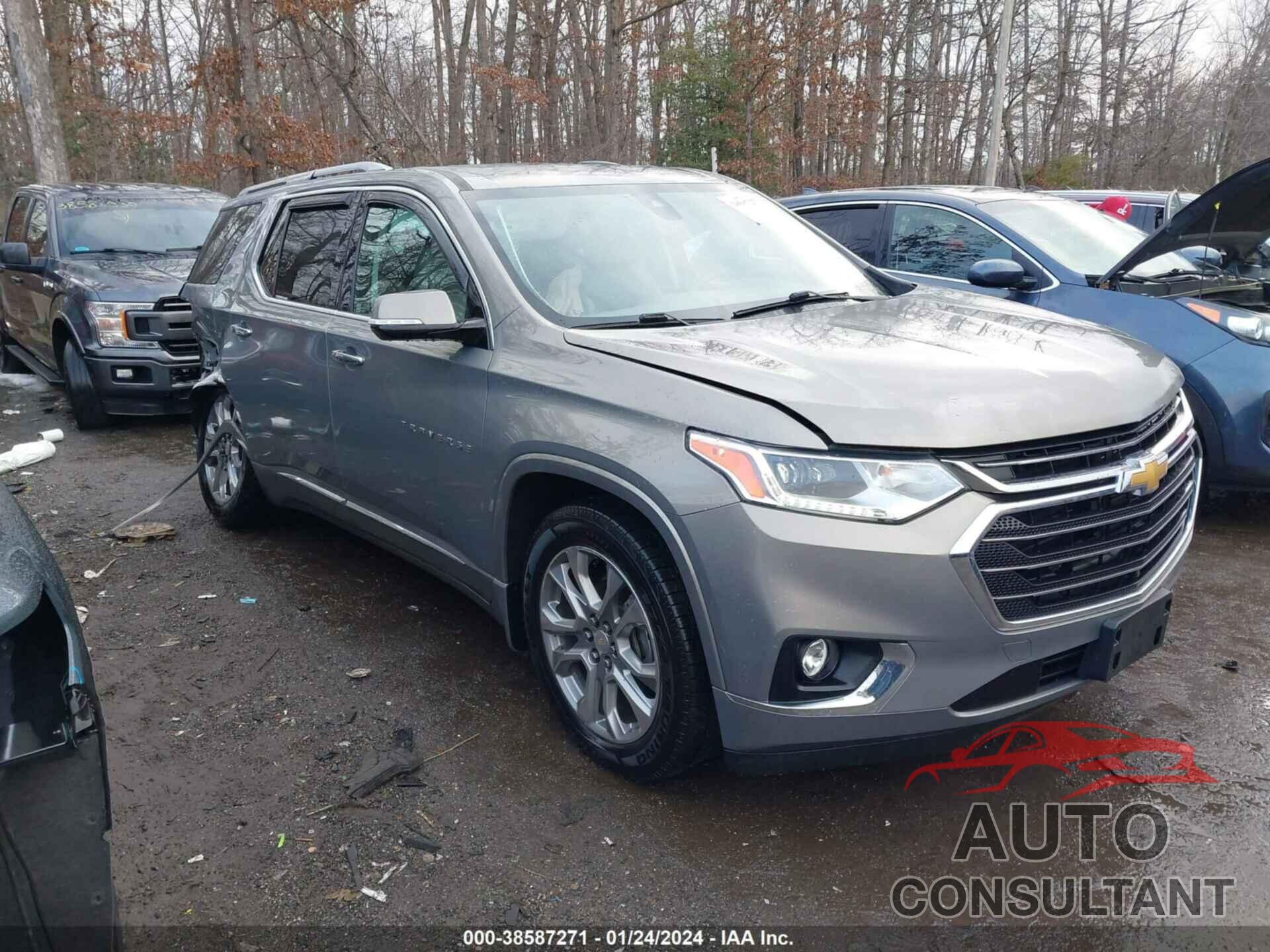 CHEVROLET TRAVERSE 2018 - 1GNERKKW2JJ198771