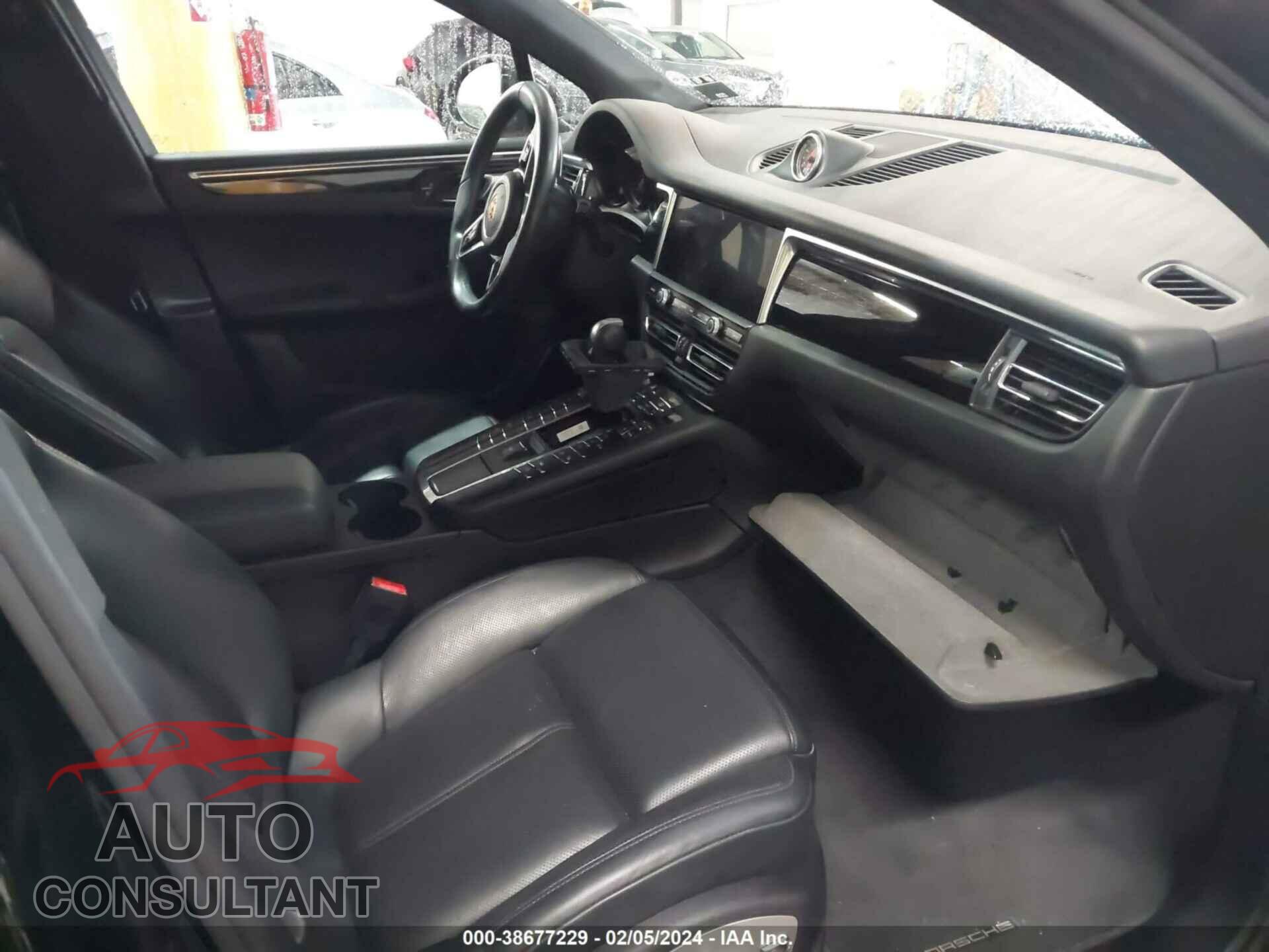 PORSCHE MACAN 2021 - WP1AA2A53MLB02886