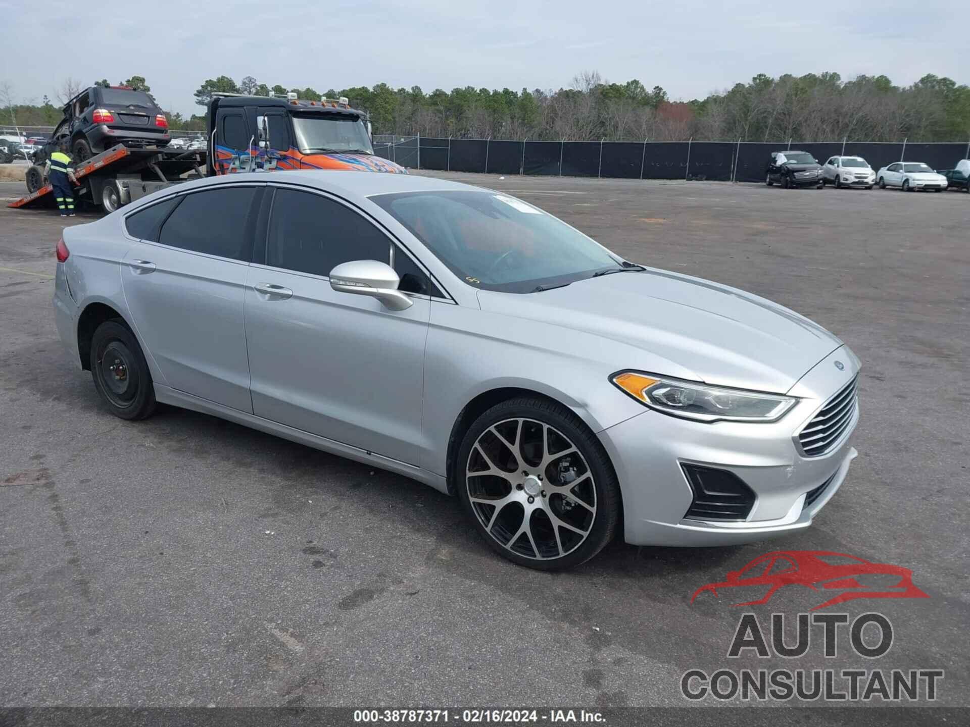 FORD FUSION 2019 - 3FA6P0CD6KR253157