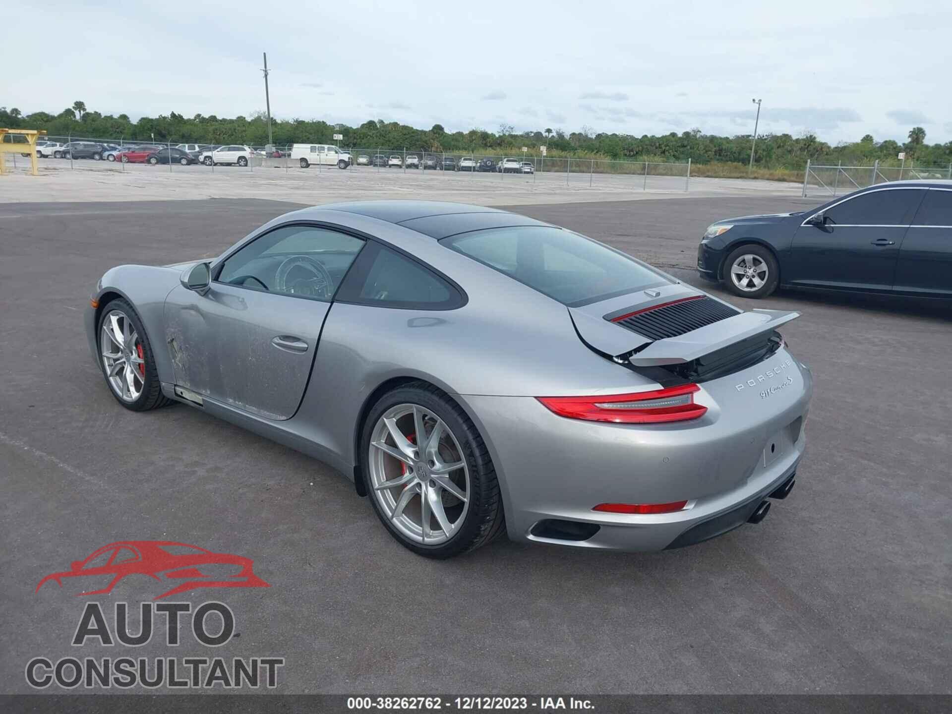 PORSCHE 911 2018 - WP0AB2A96JS123556